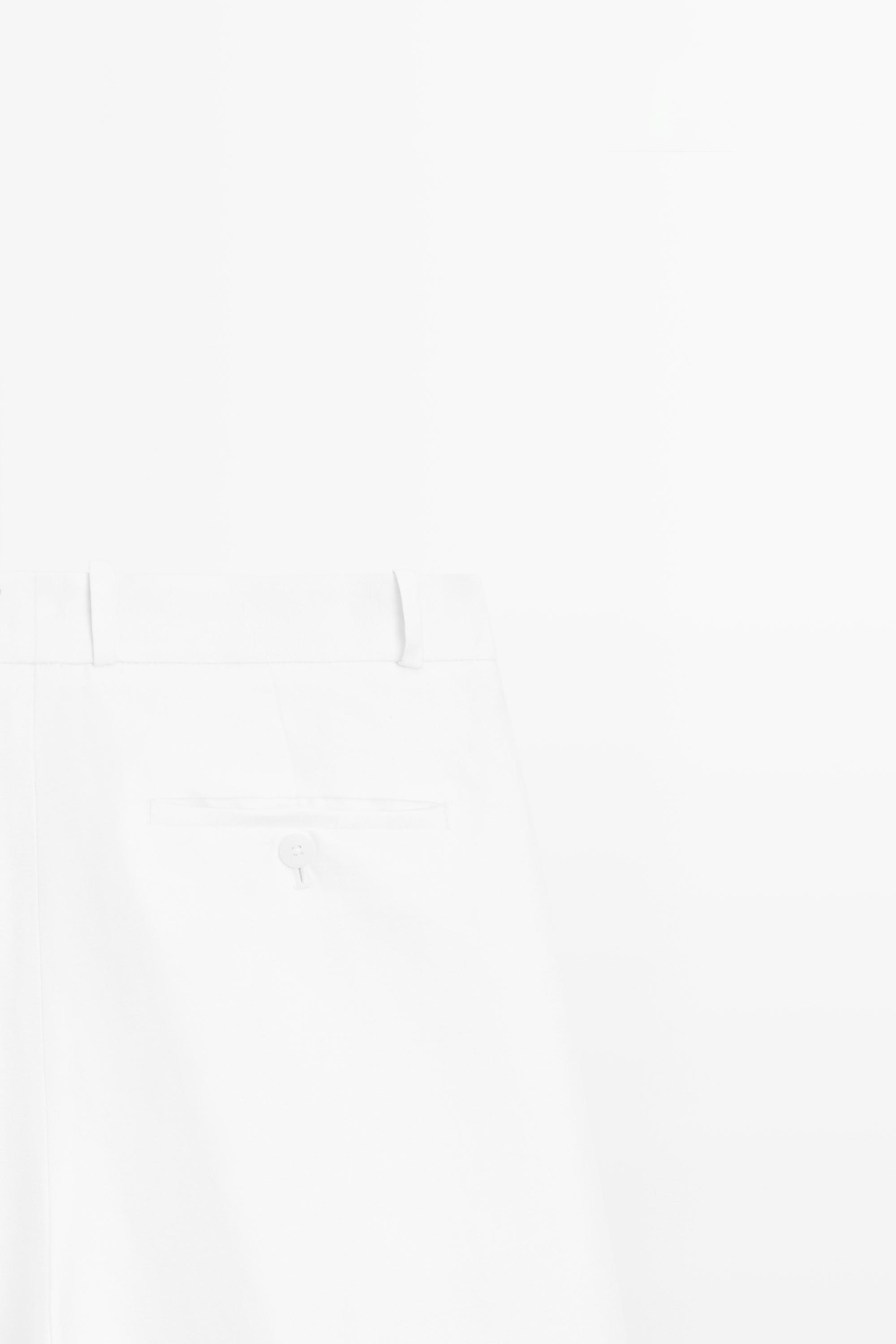 Long flowing Bermuda shorts - STUDIO — WHITE