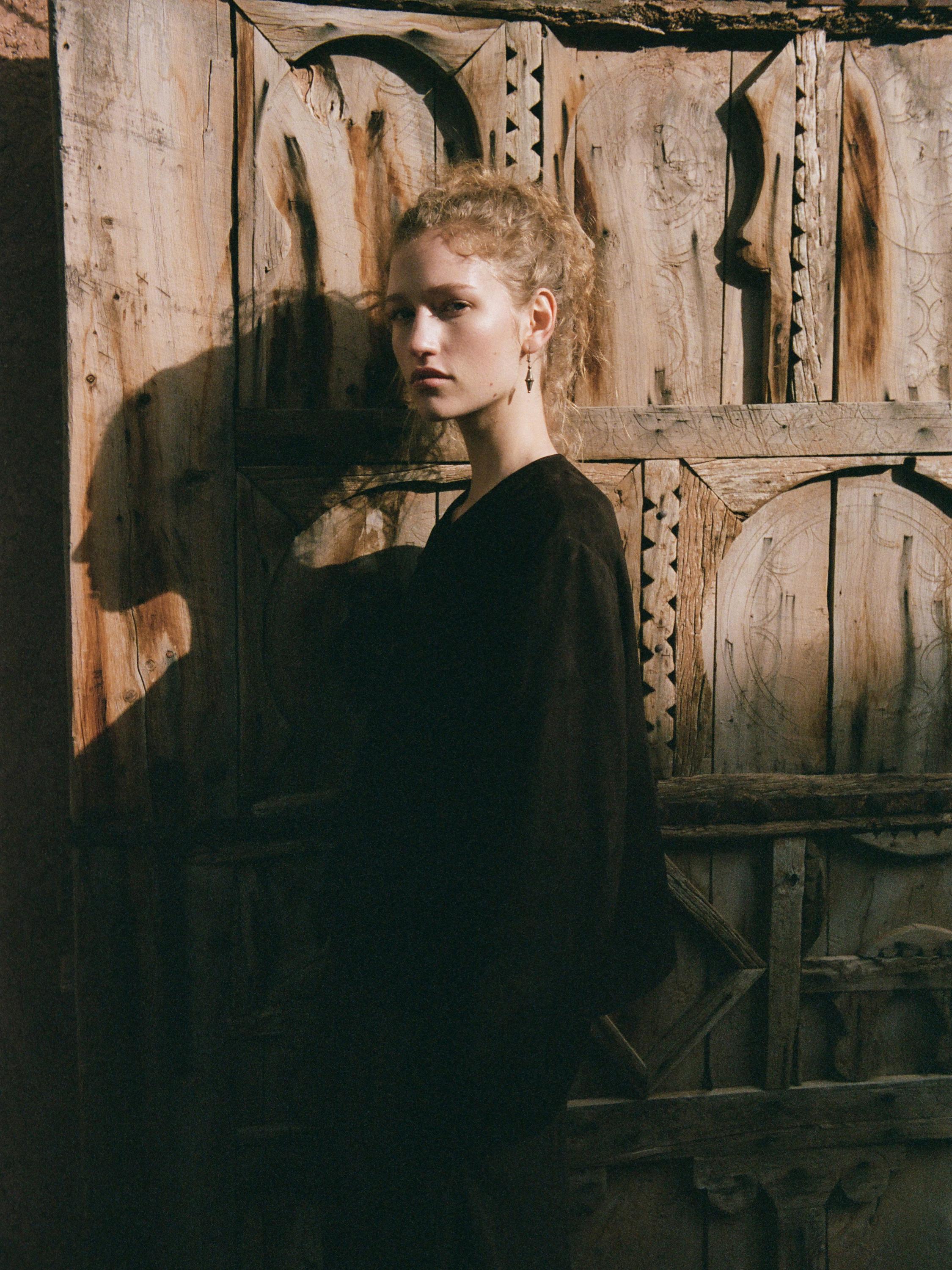 Short suede leather jacket — BROWN