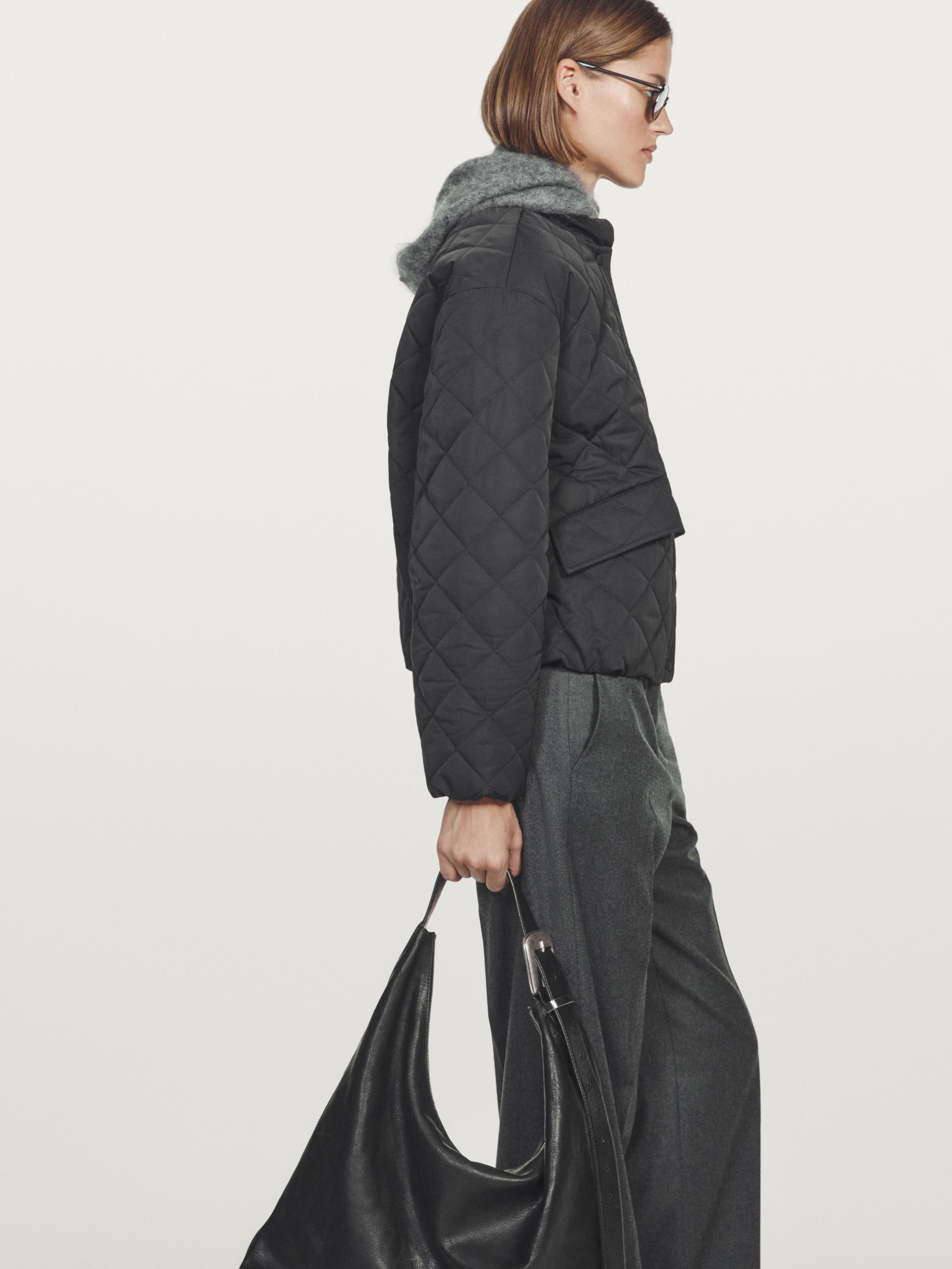 Short water-repellent puffer jacket — BLACK