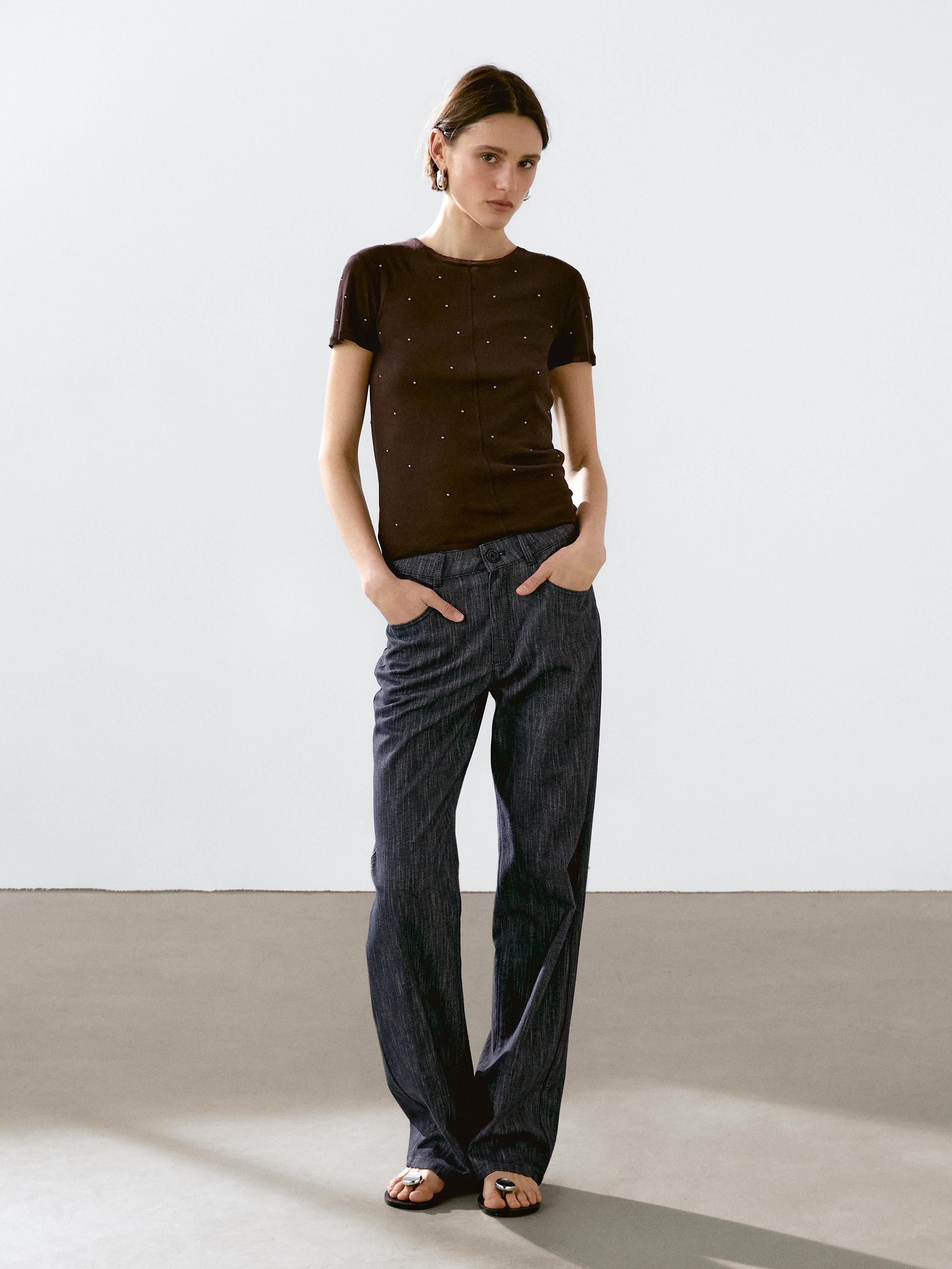 Shirt mit Metallnieten