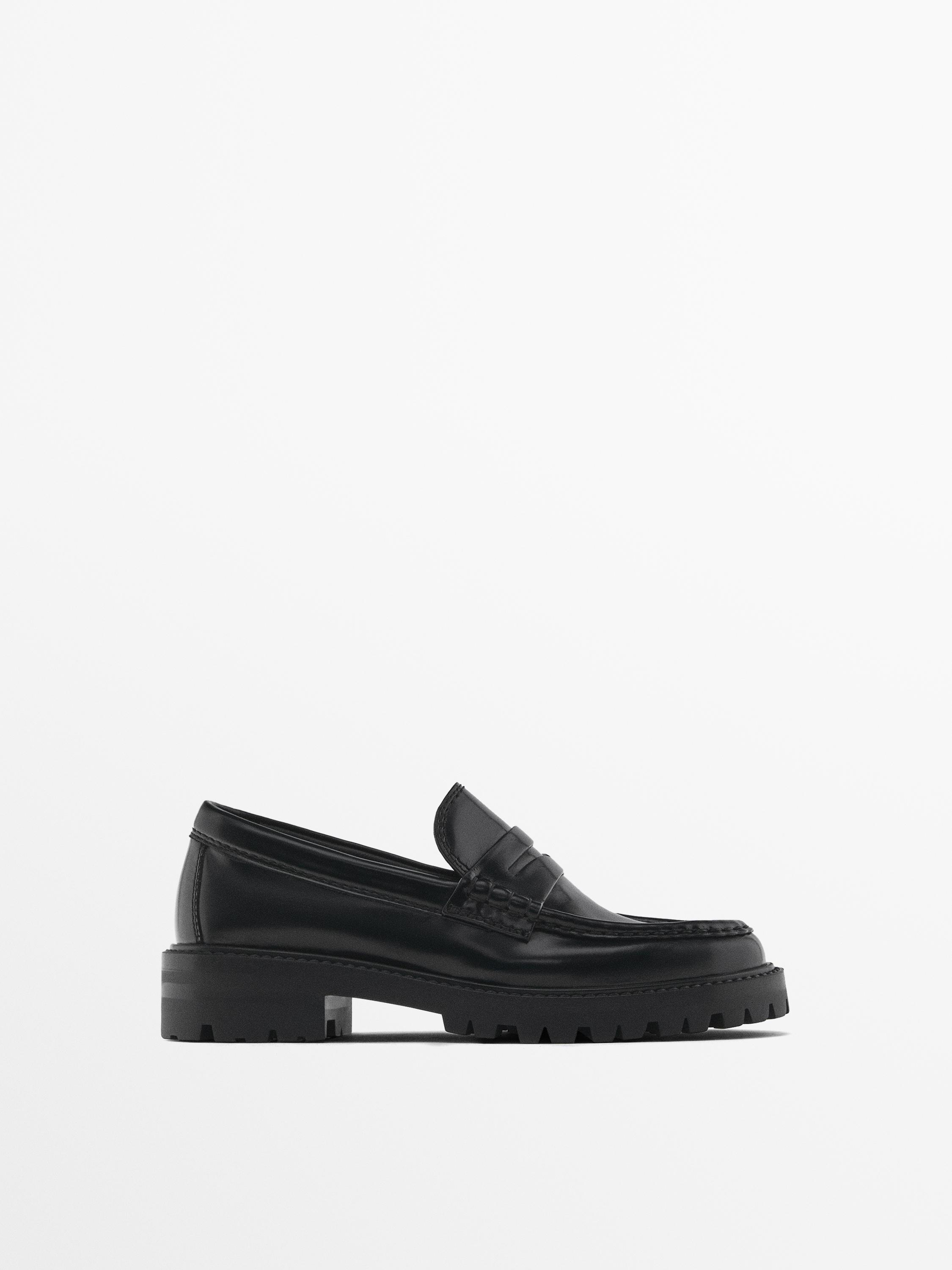 Mocassins crantes avec patte Noir Chaussures Basses Massimo Dutti