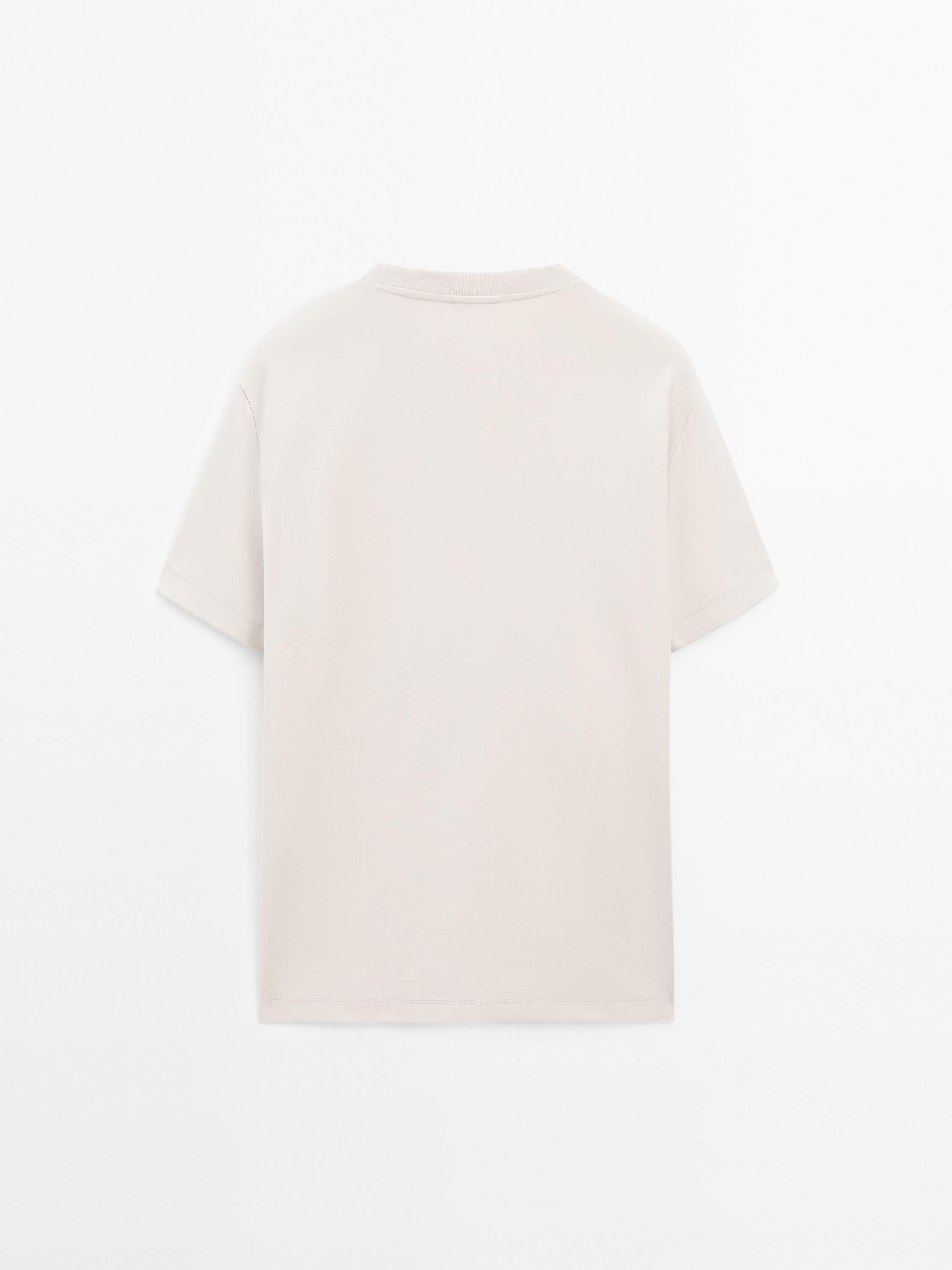 100% cotton medium weight T-shirt