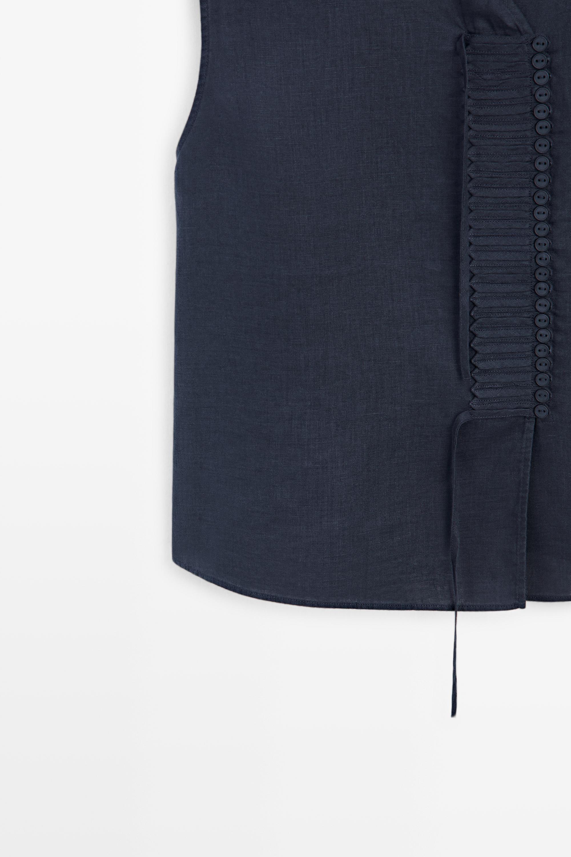100% linen crossover top with button detail — NAVY BLUE