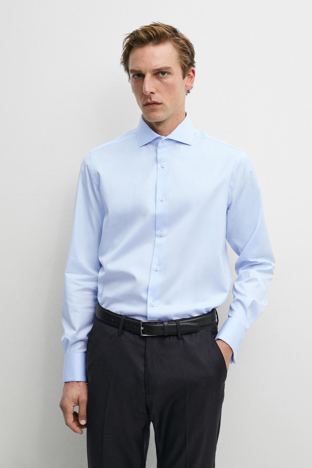 Slim fit 100% cotton shirt with double cuffs — Light blue