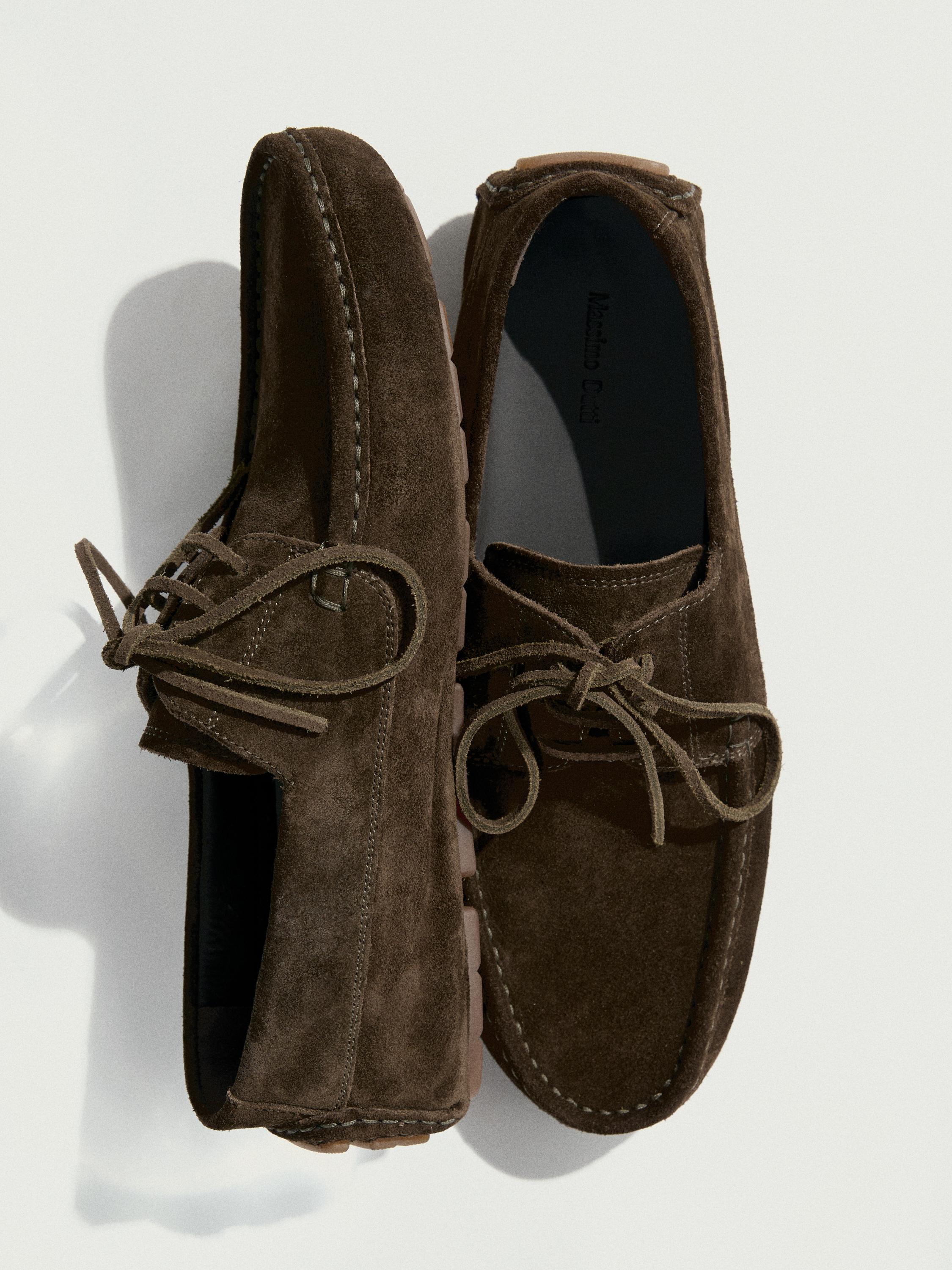 Split suede deck shoes