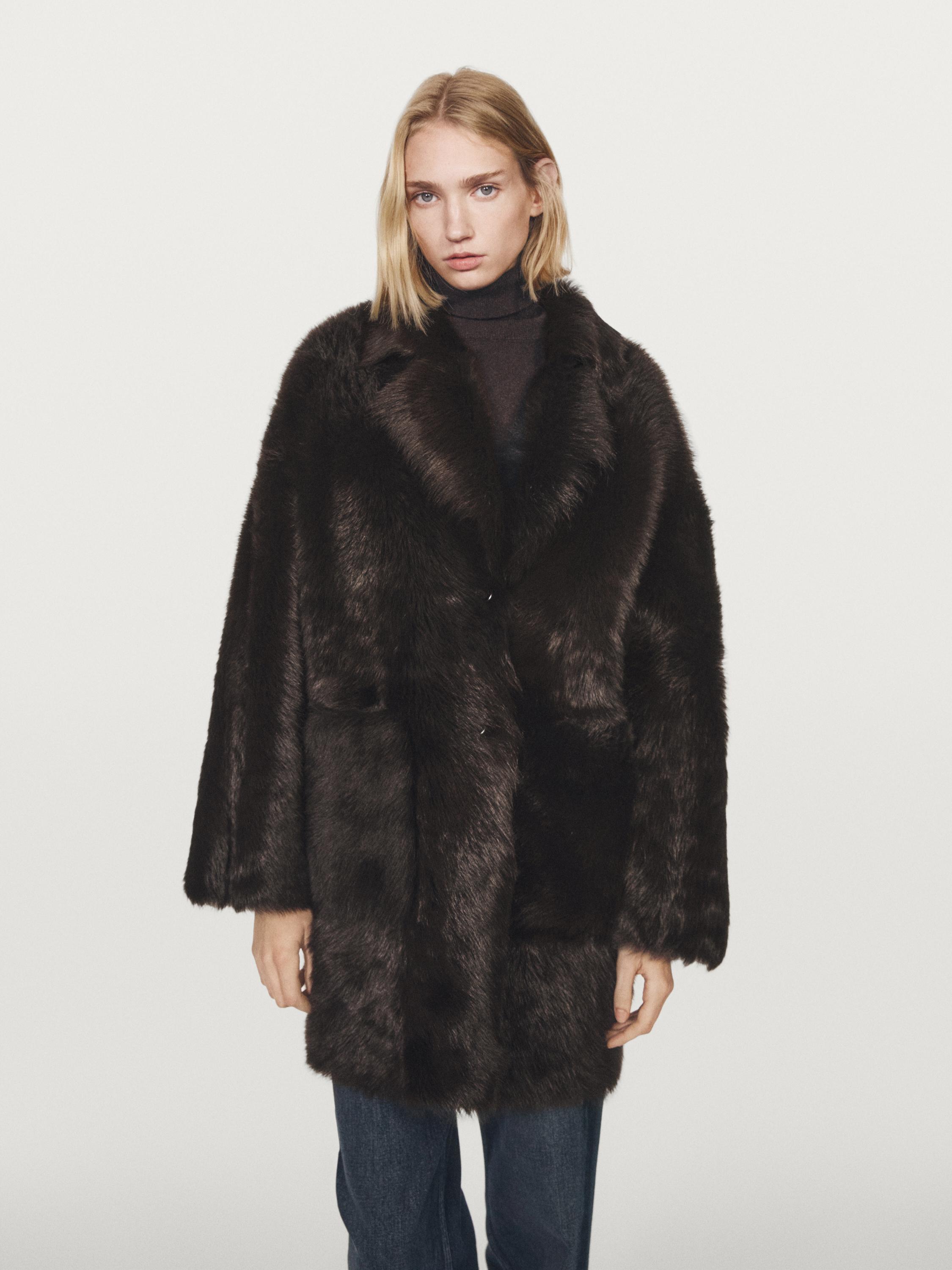 Manteau long en peau