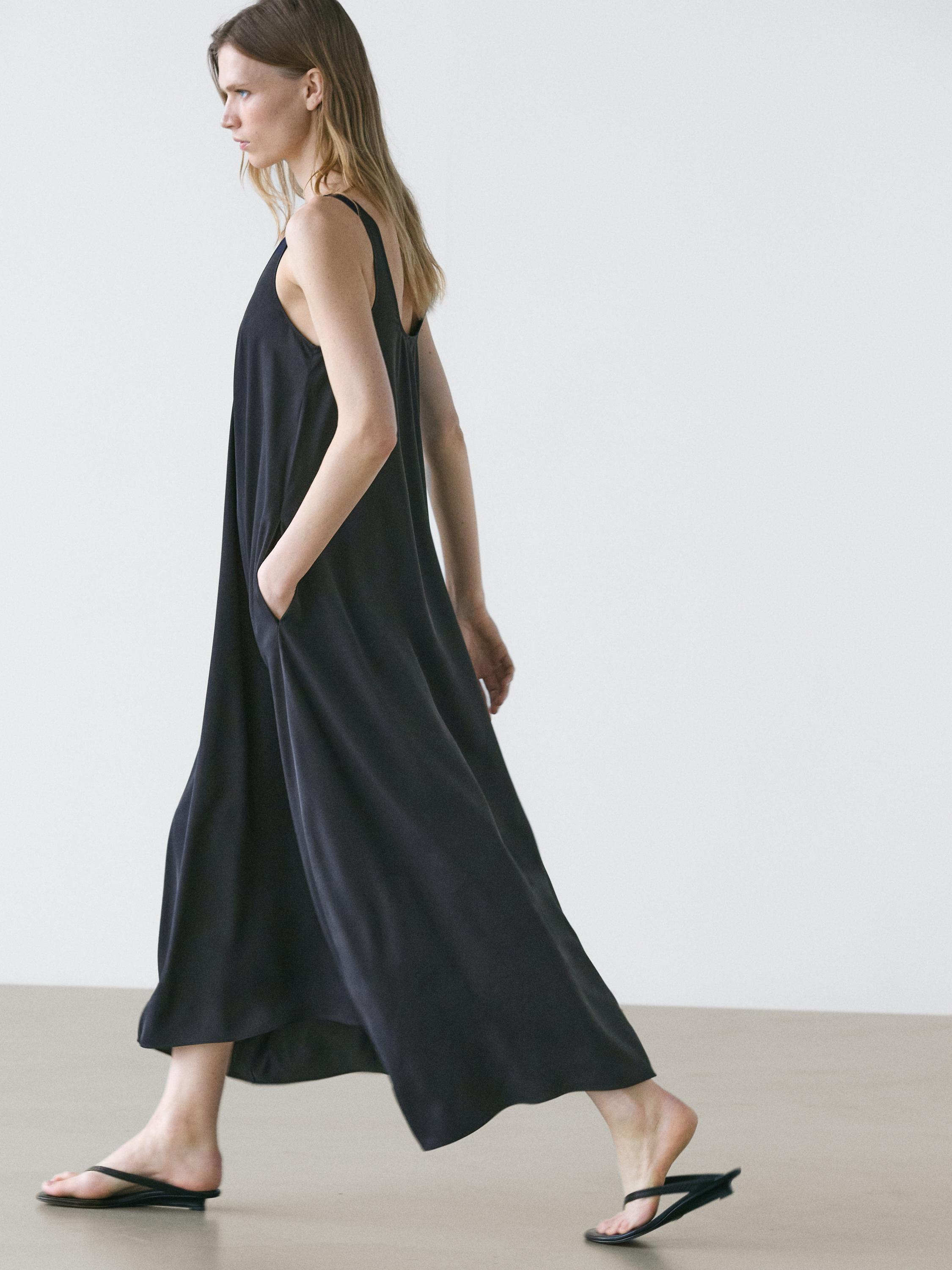 Flowing flared dress with straps — BLUE