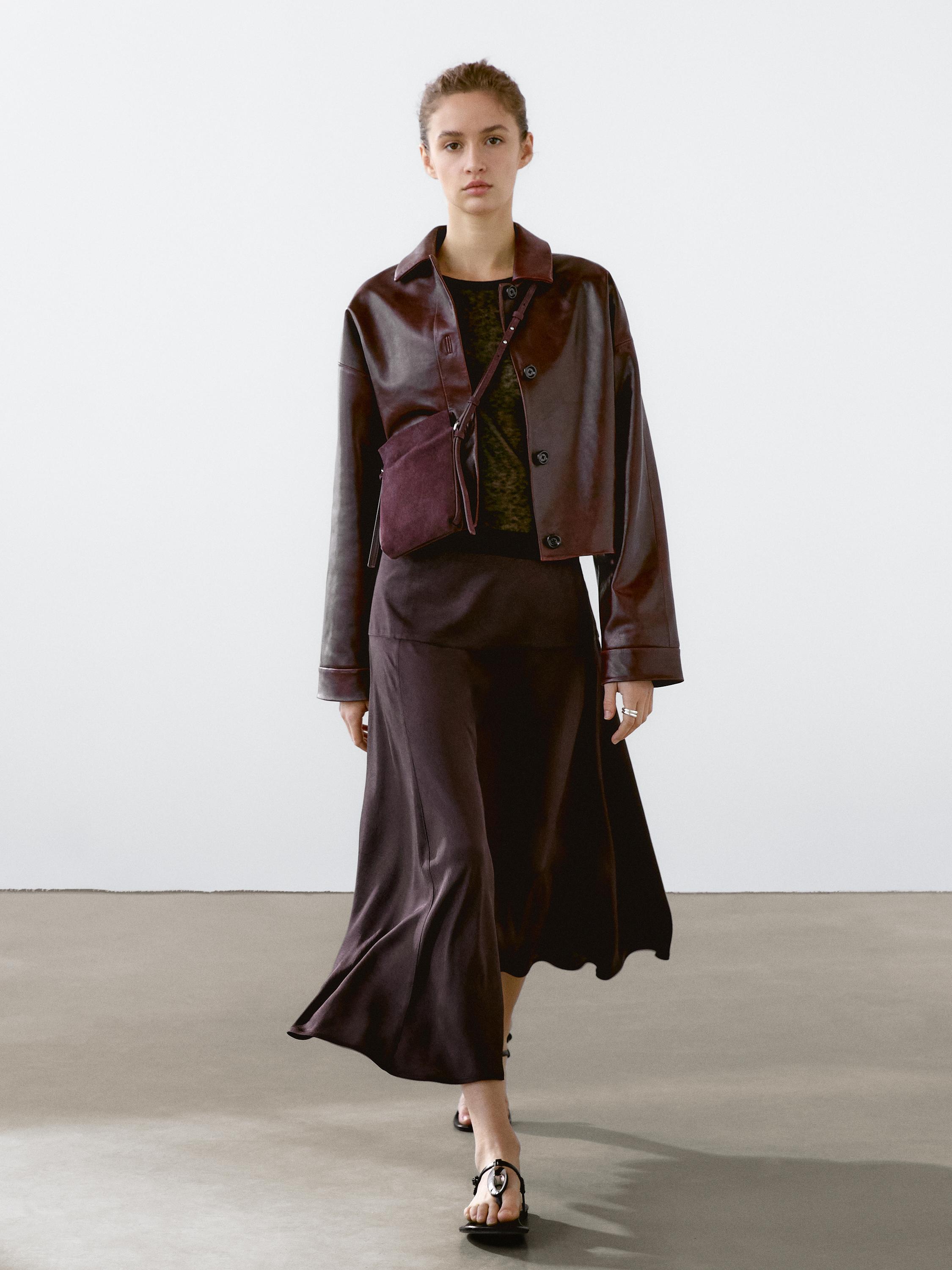 Jupe midi satinée avec empiècement