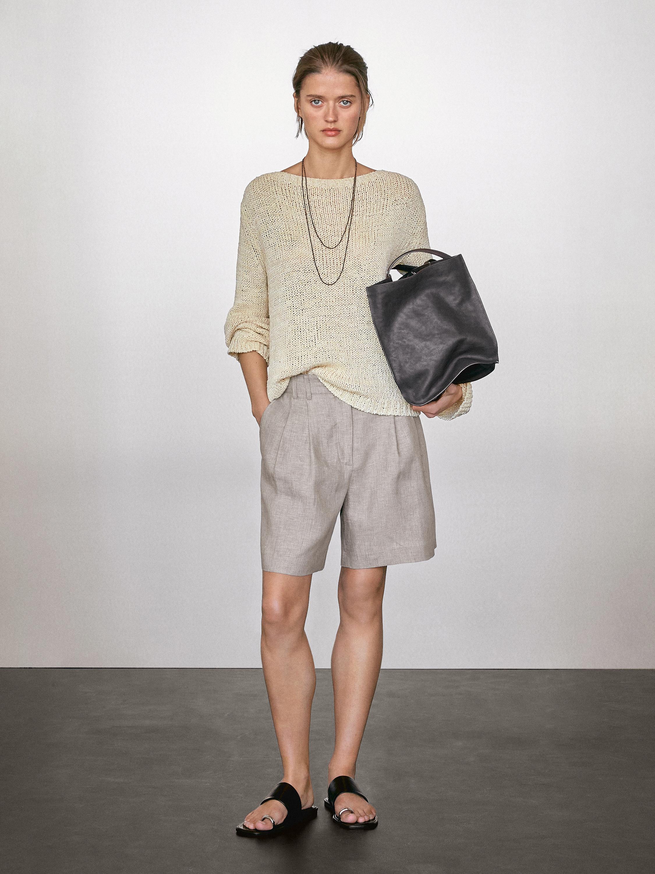 Pinstriped 100% linen Bermuda shorts