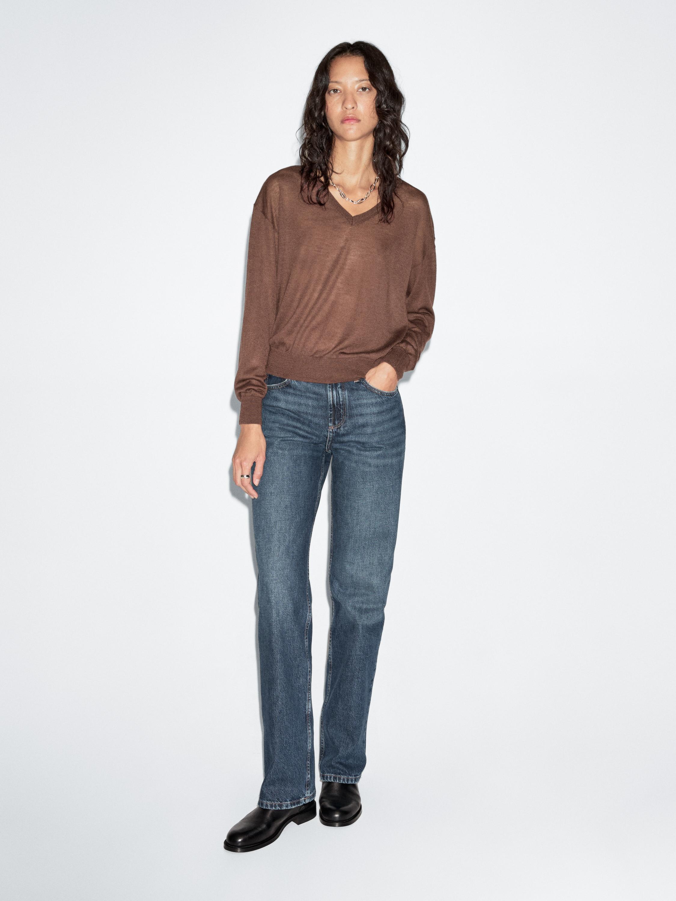100% cashmere fine knit sweater