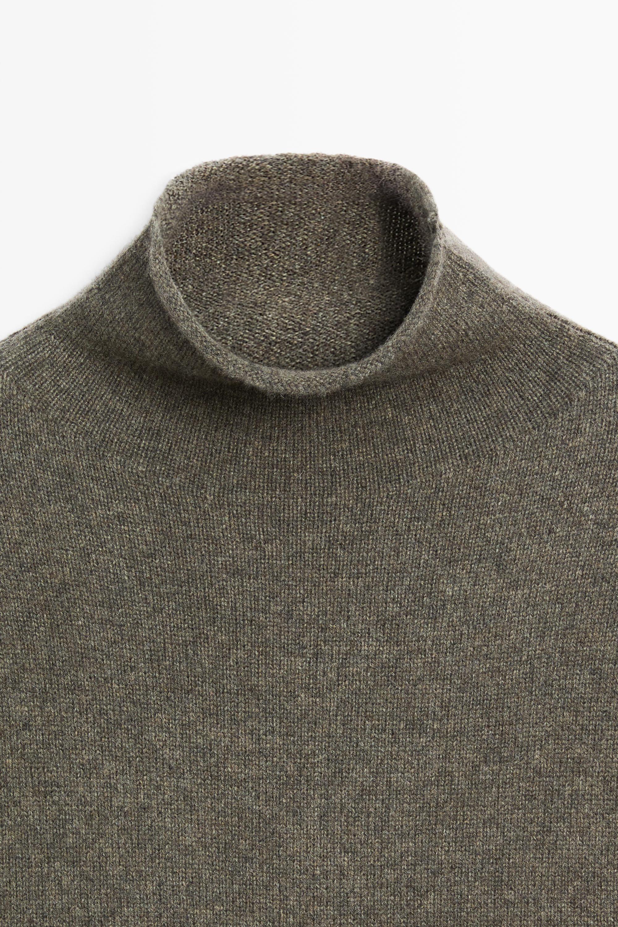 100% cashmere oversize knit sweater — Greyish green