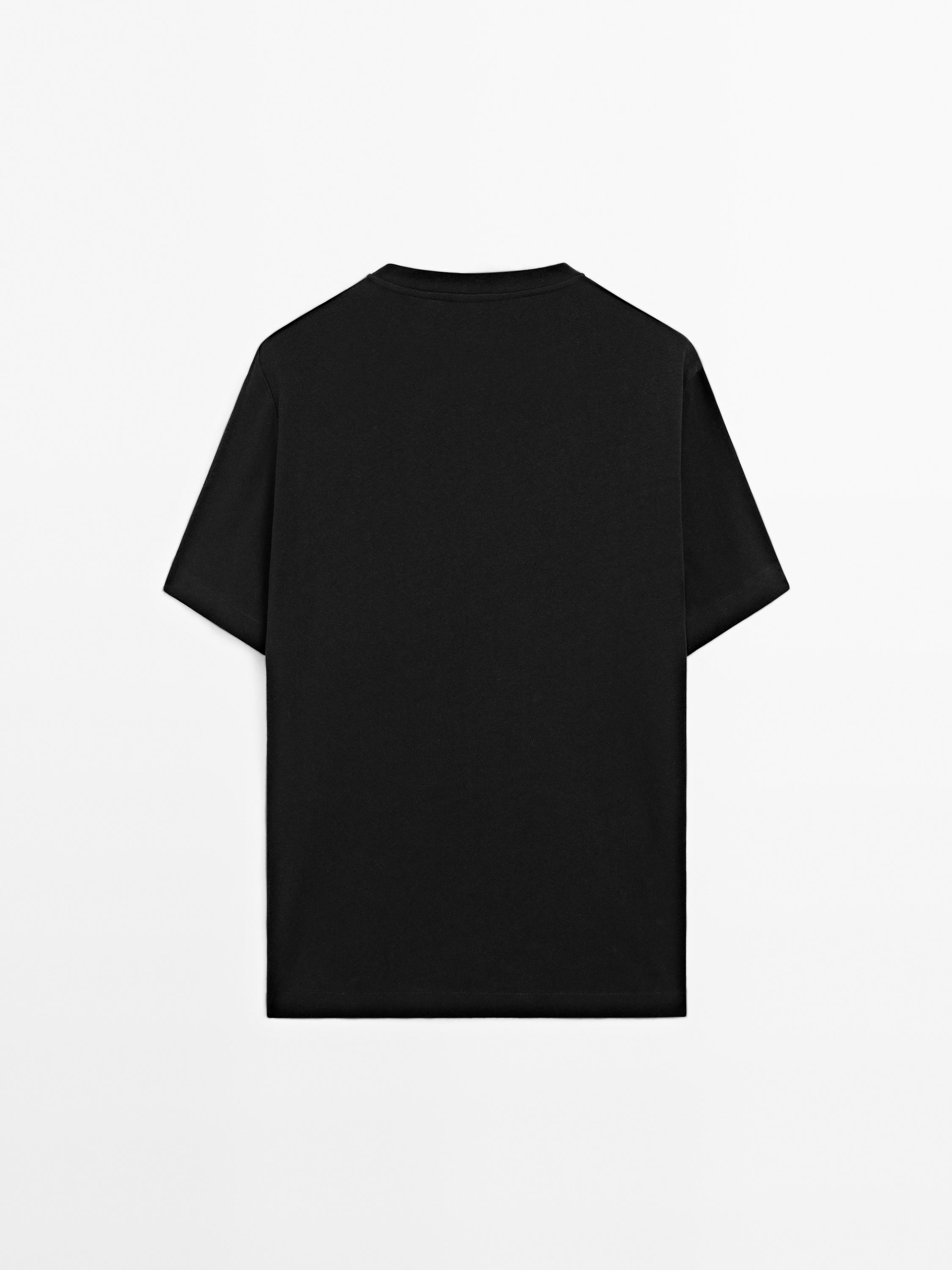 Short-sleeved T-shirt with linen