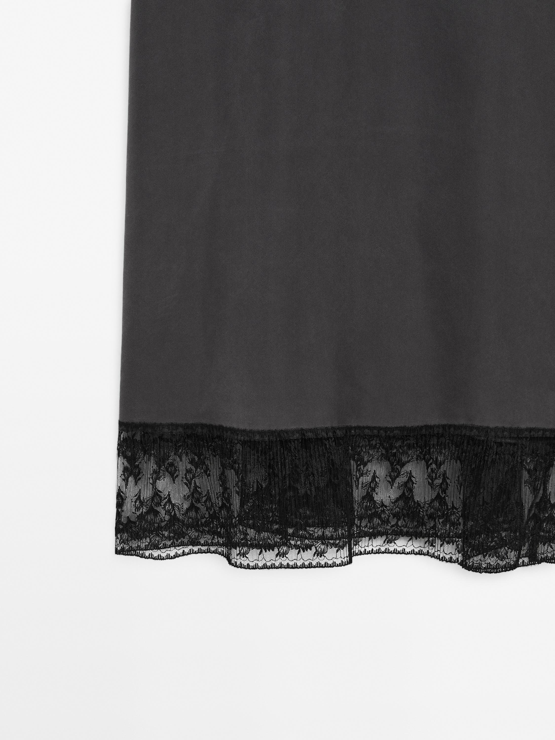 Midi šaty zo 100 % hodvábu s čipkou