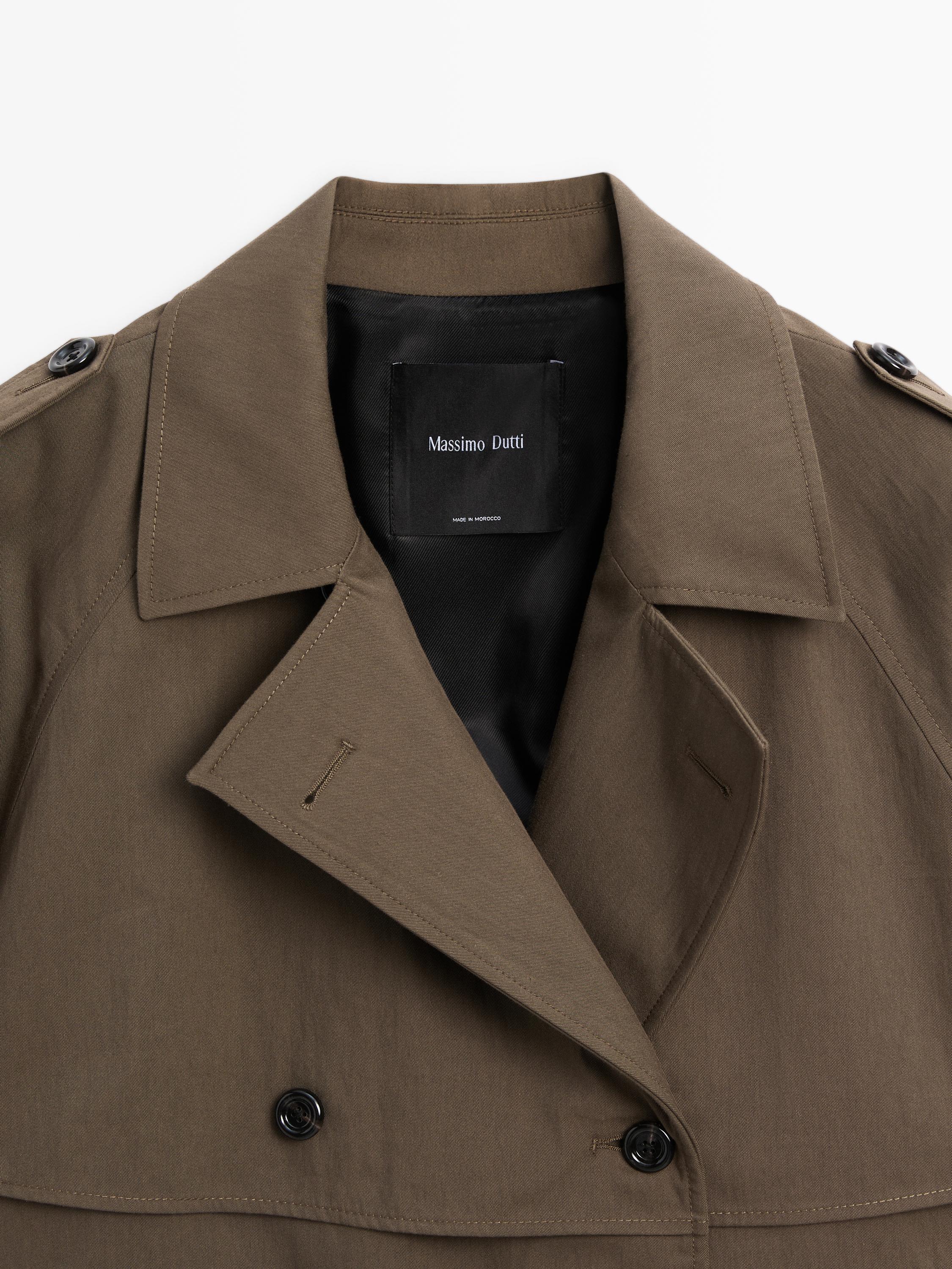 Short trench coat with belt detail