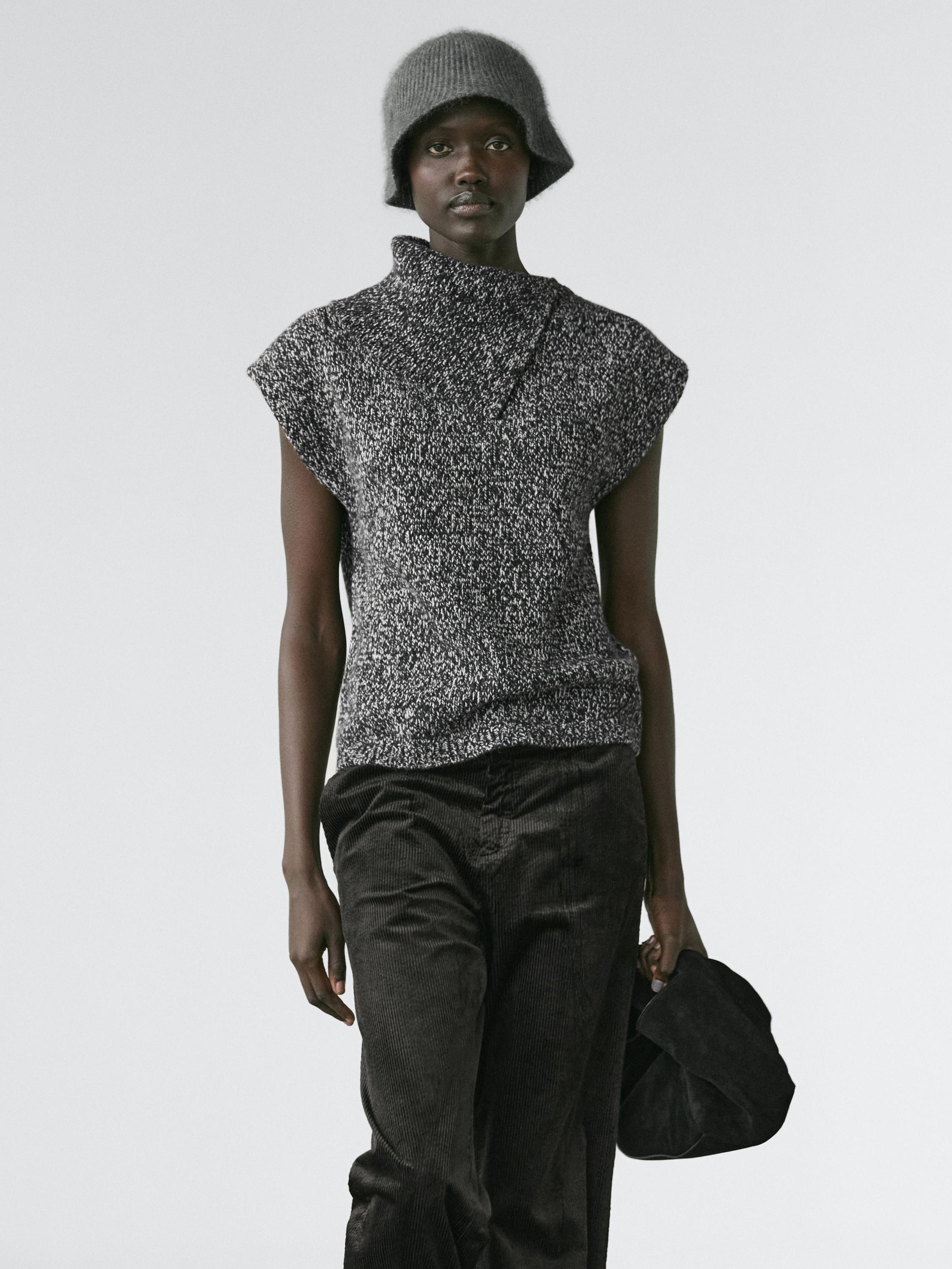 물랑 니트 베스트 디테일 넥