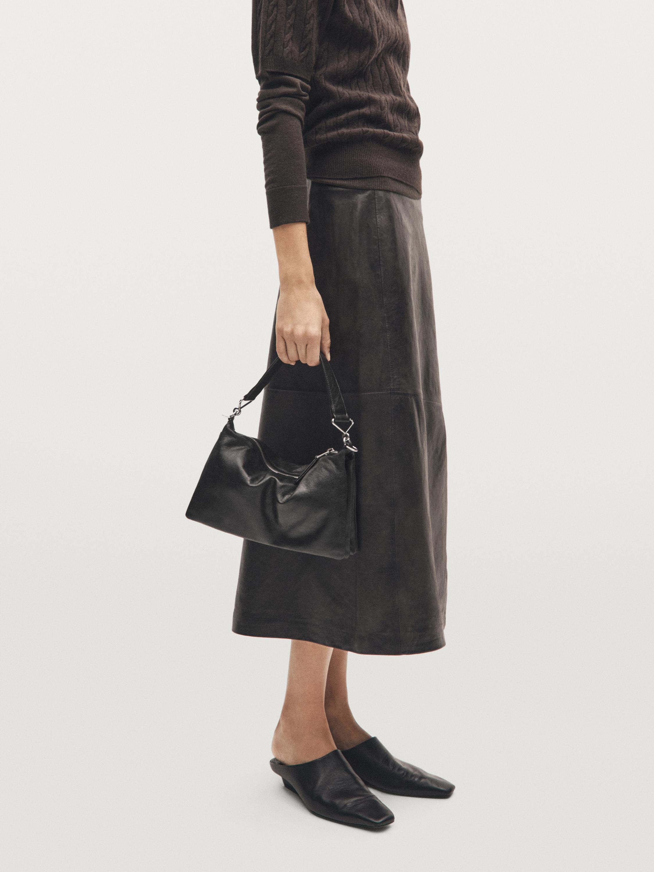 Maza mīkstas ādas soma ar nodalījumiem