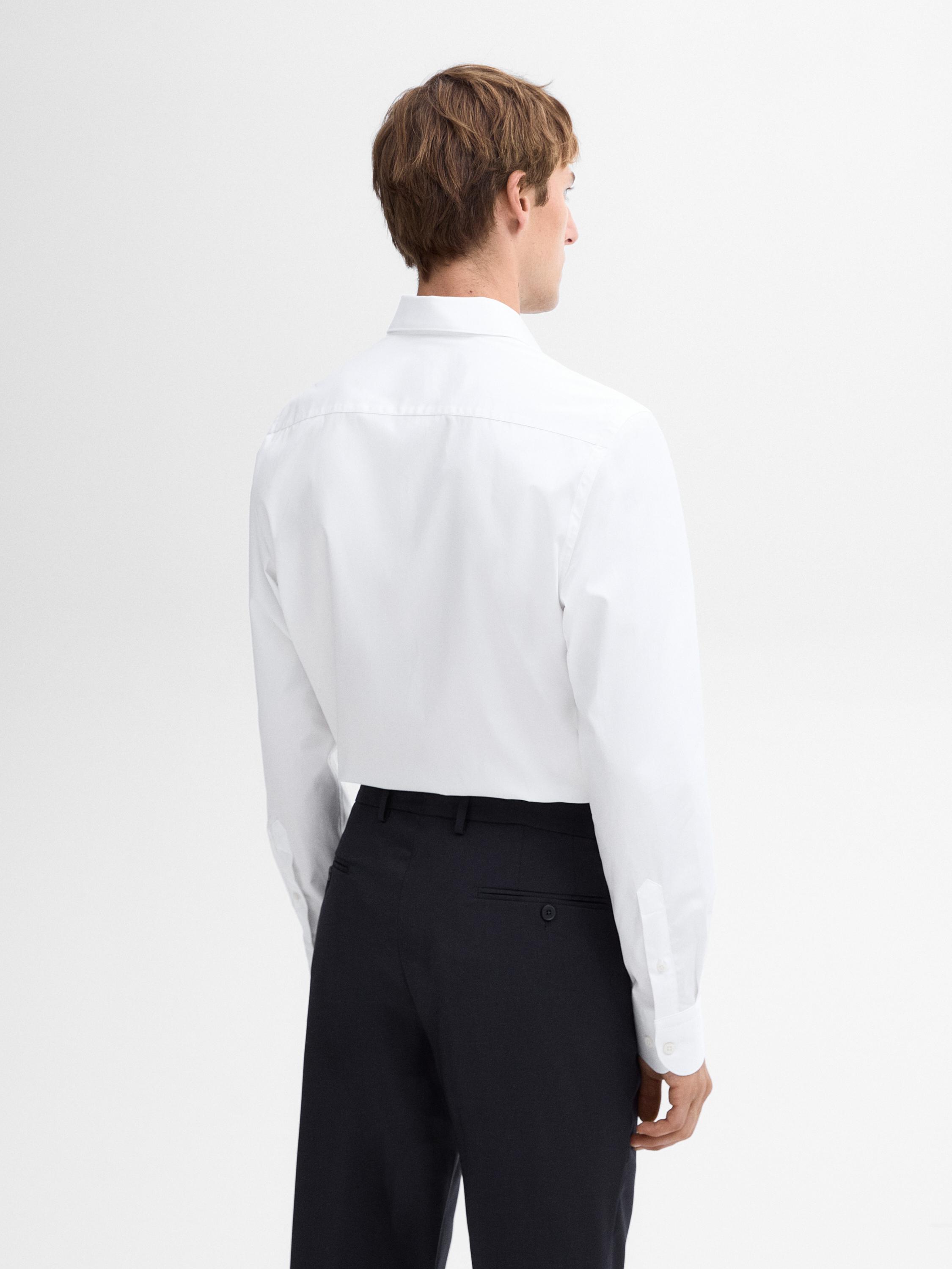Slim fit 100% cotton poplin shirt