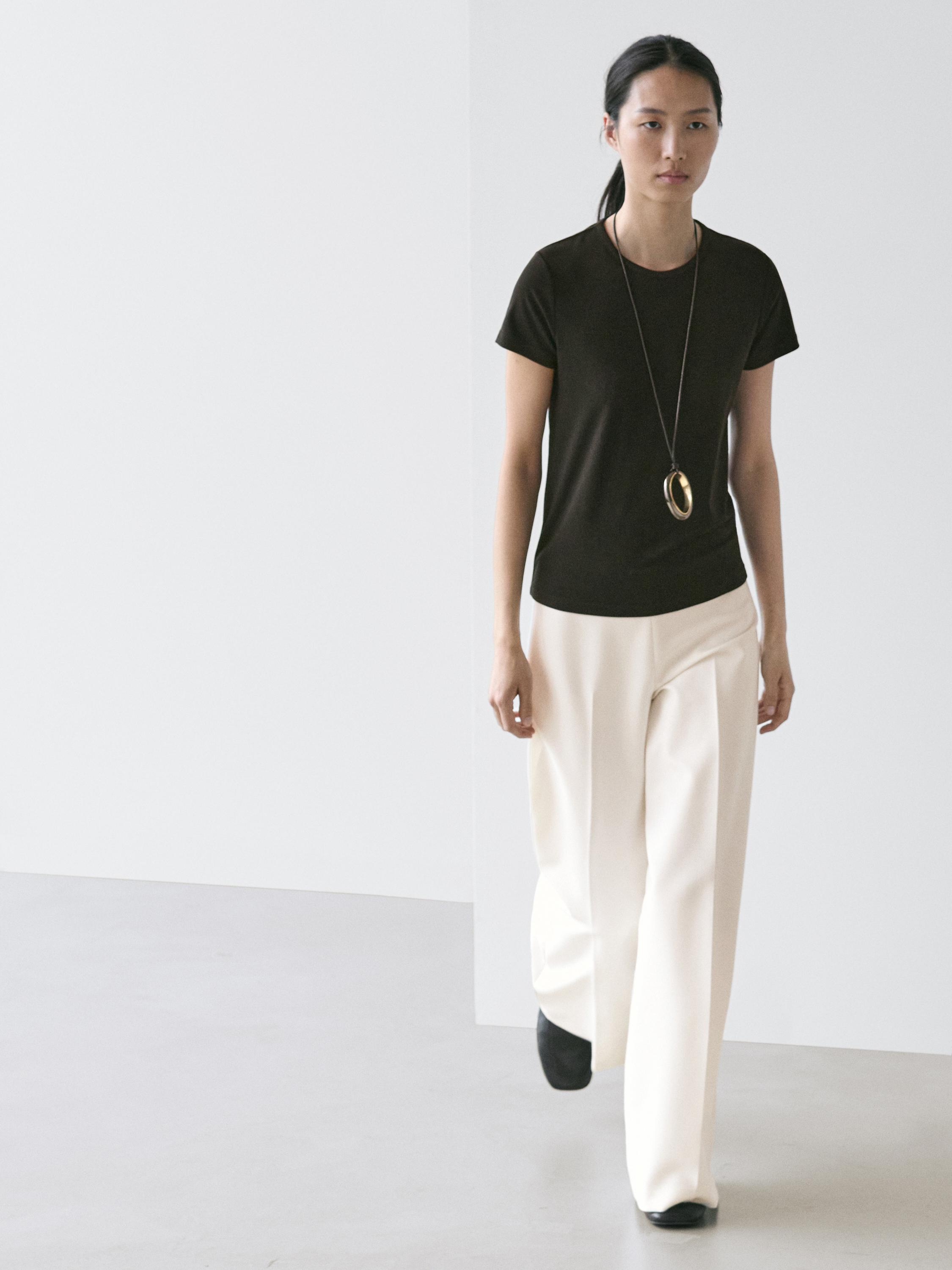 Lyocell blend short sleeve T-shirt — BLACK