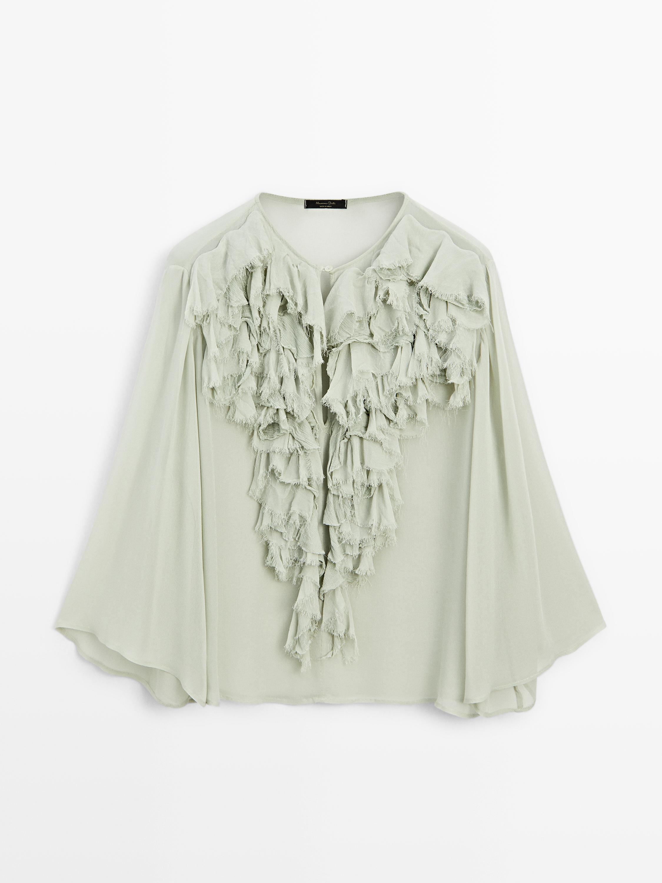 Fließende Bluse mit Volants am Ausschnitt - STUDIO