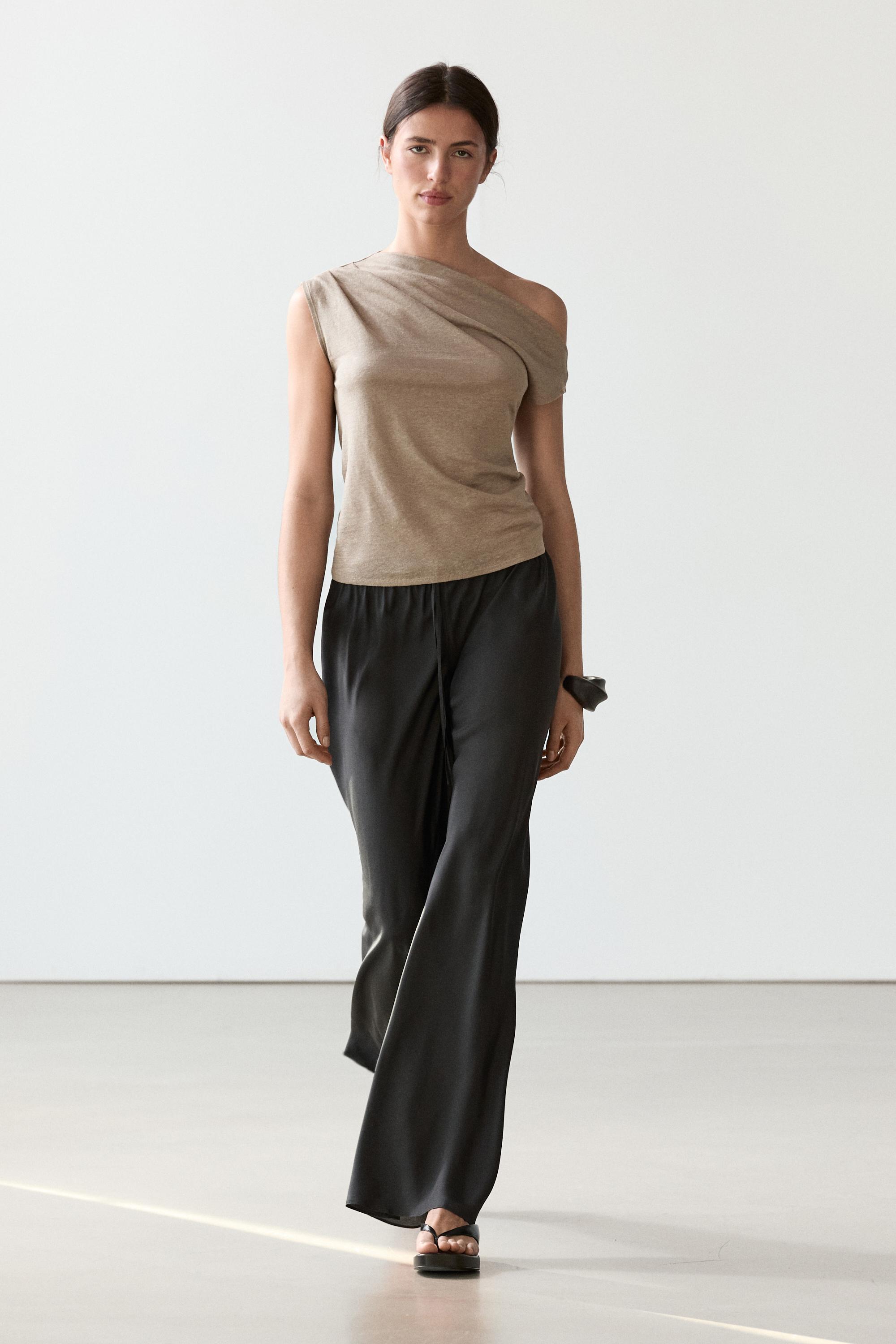 Asimetrični top s drapiranim detaljem od mješavine lana