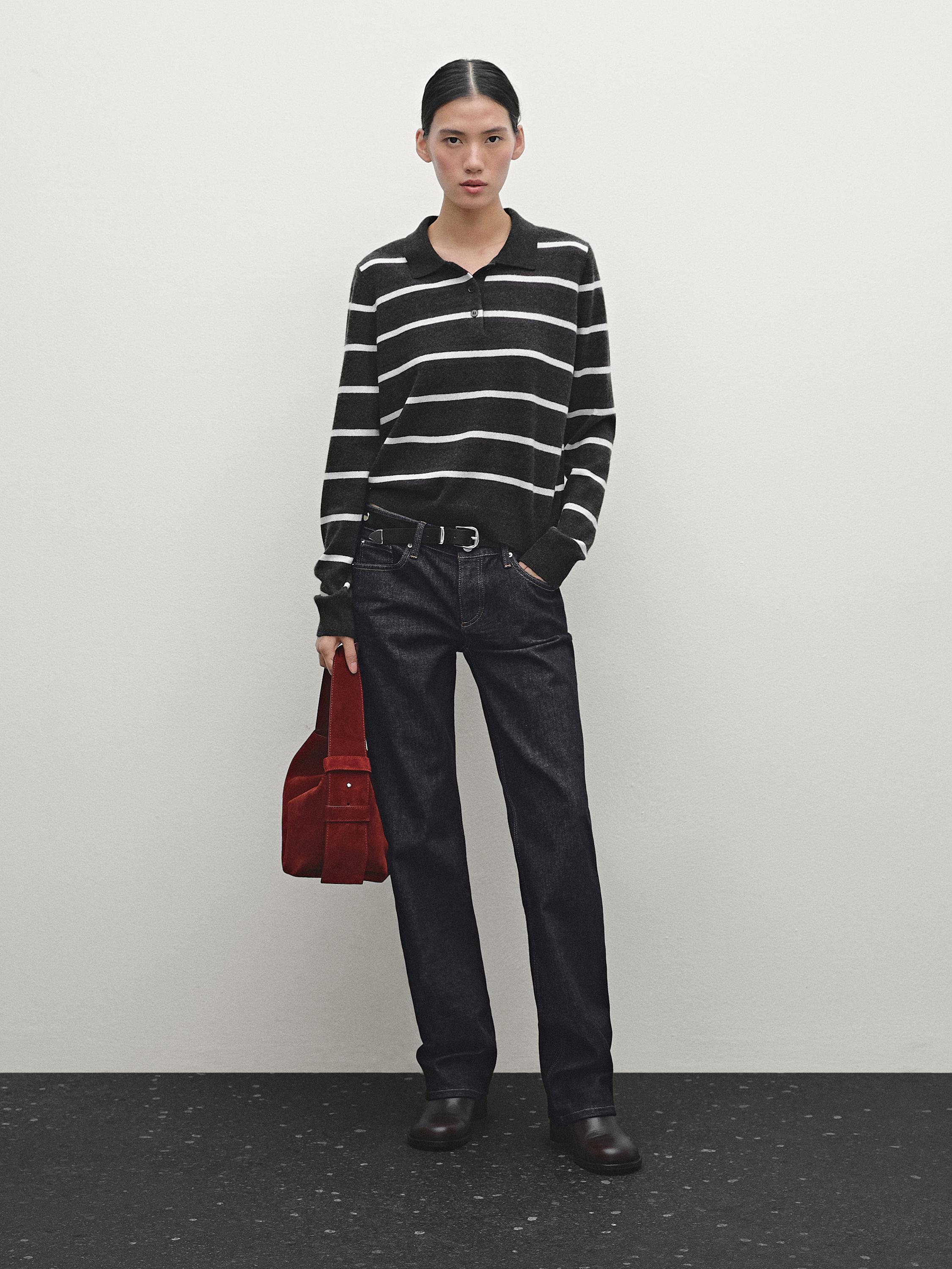 Low-rise straight-leg jeans