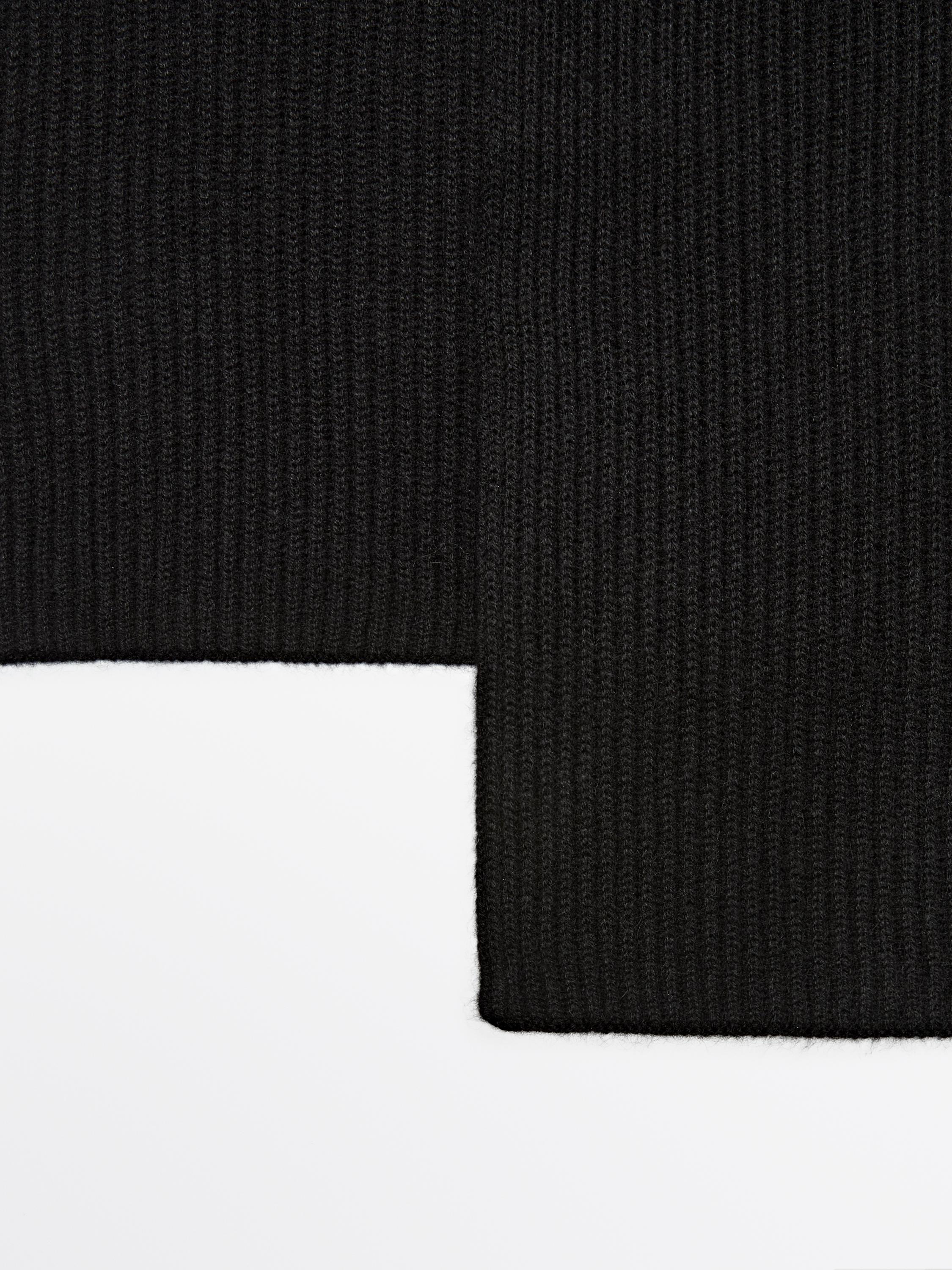 100% cashmere ribbed scarf