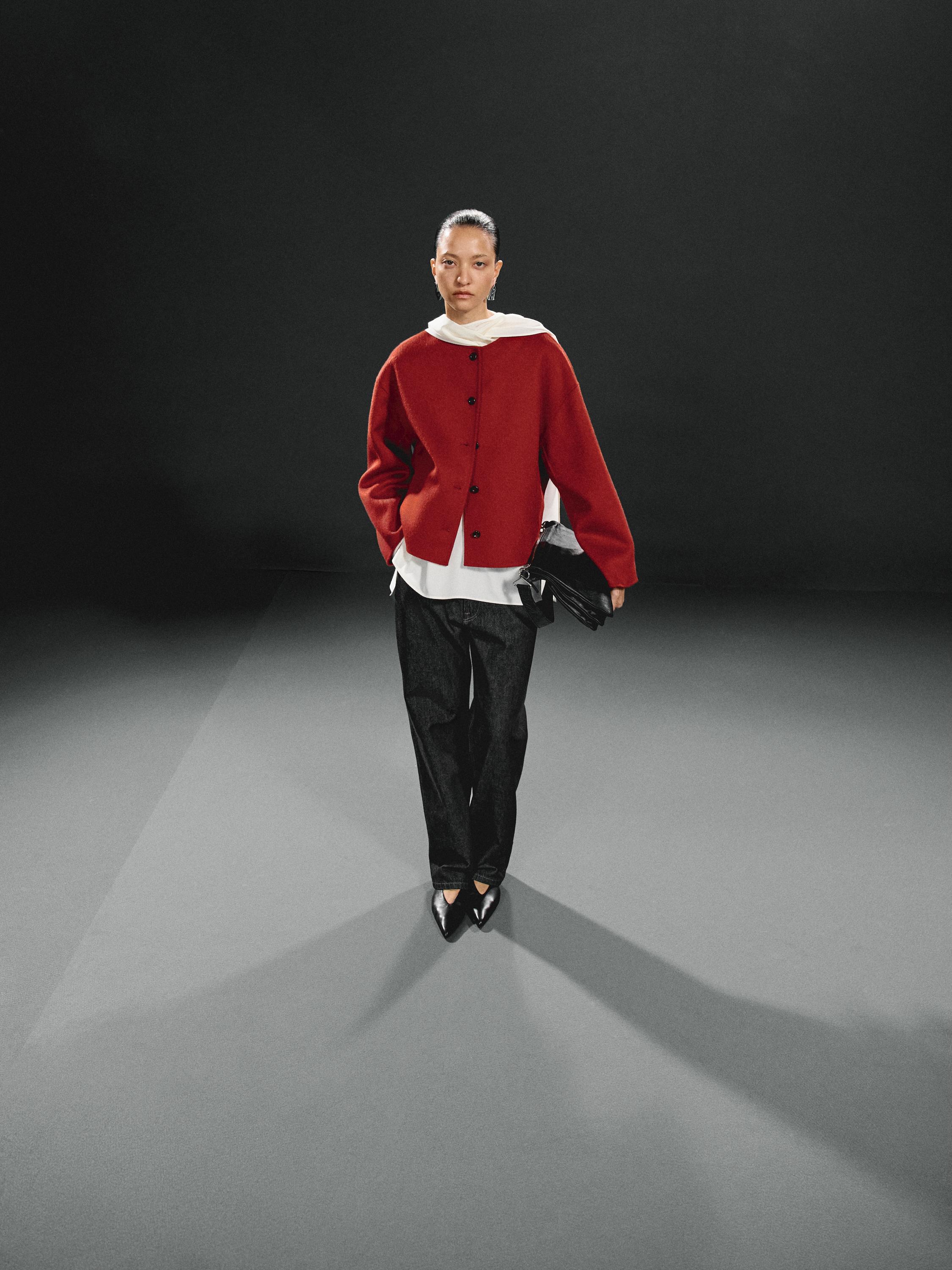 Wool blend jacket with seams