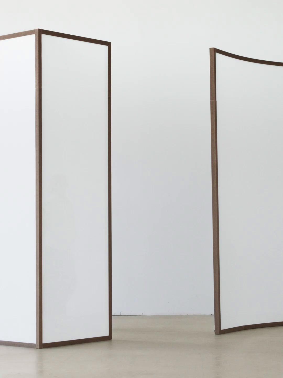 Trench court avec ceinture