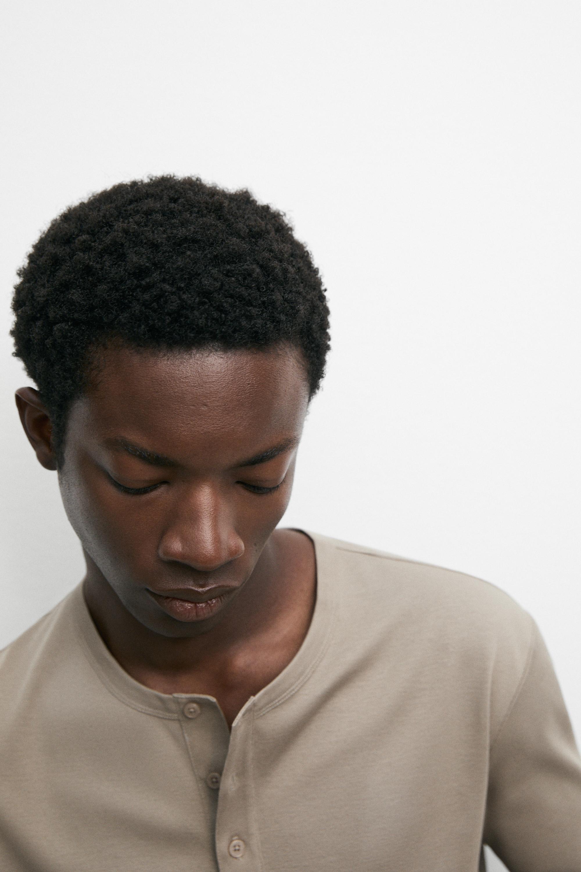 100% cotton henley T-shirt — BROWN