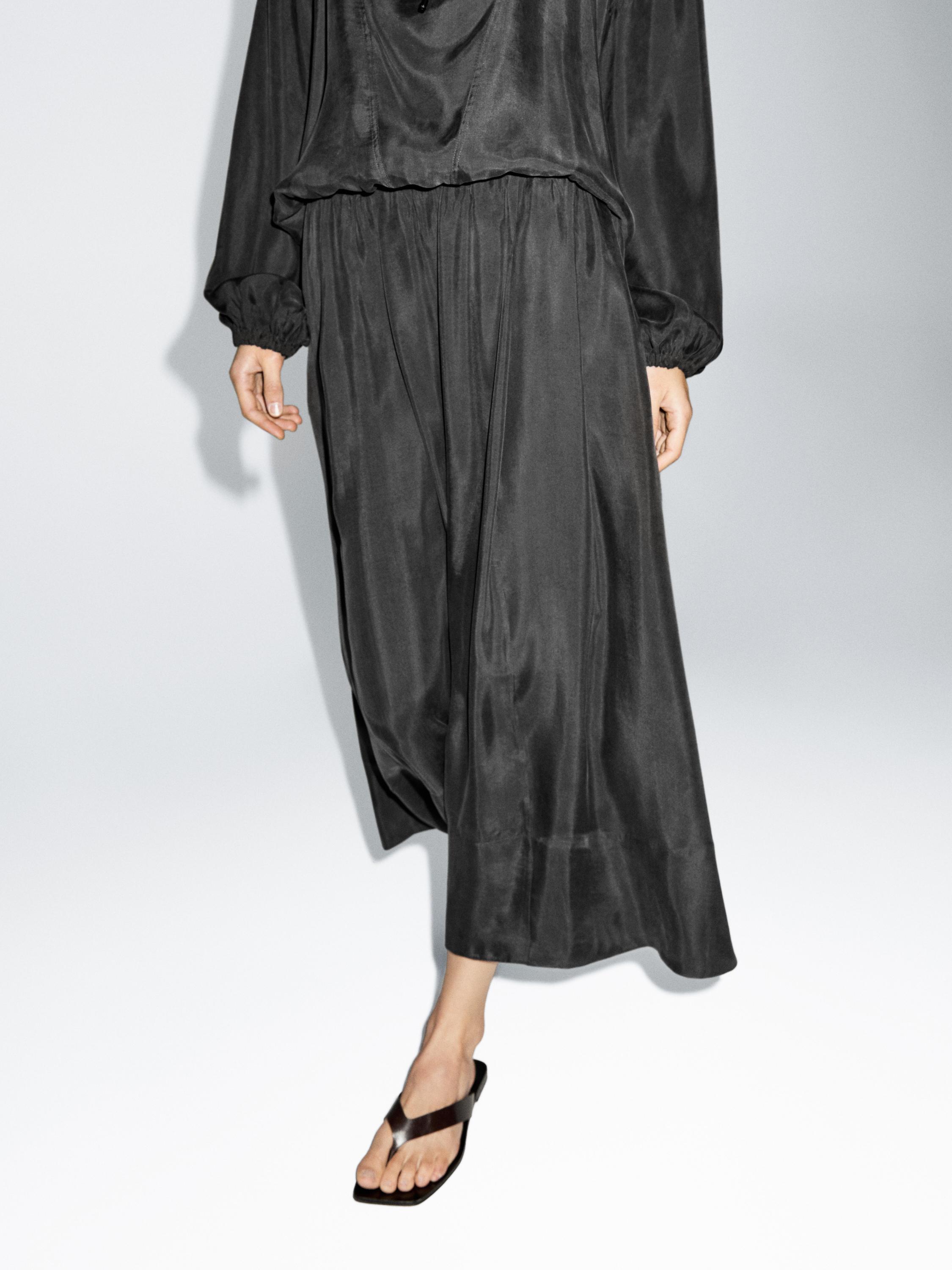 Cotton blend knit flared midi skirt