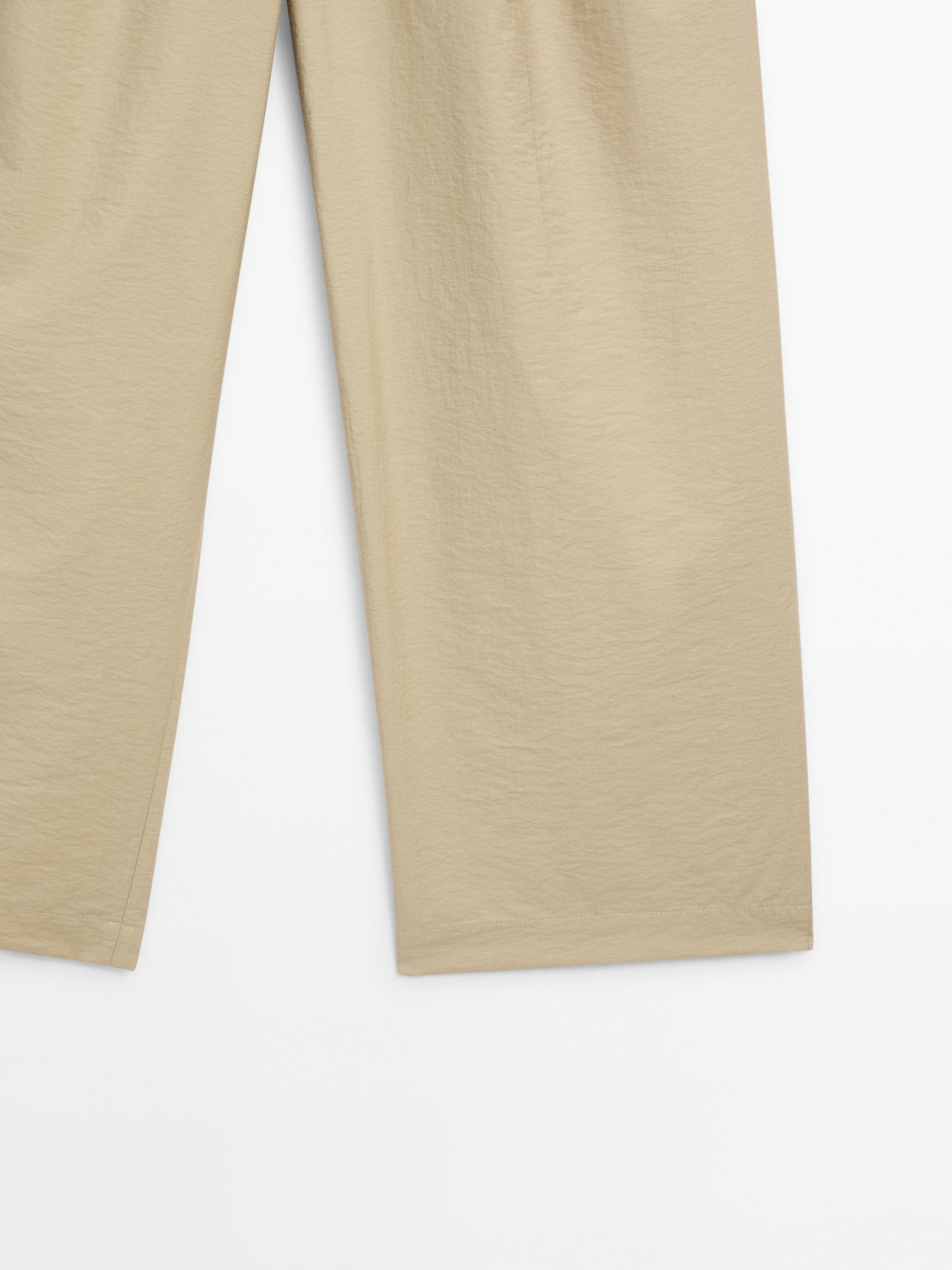Wide-leg pleated co-ord trousers