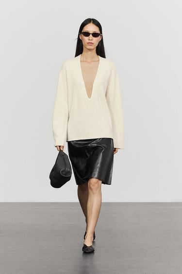 Long-line knit sweater with neckline detail — OCHRE MARL 1