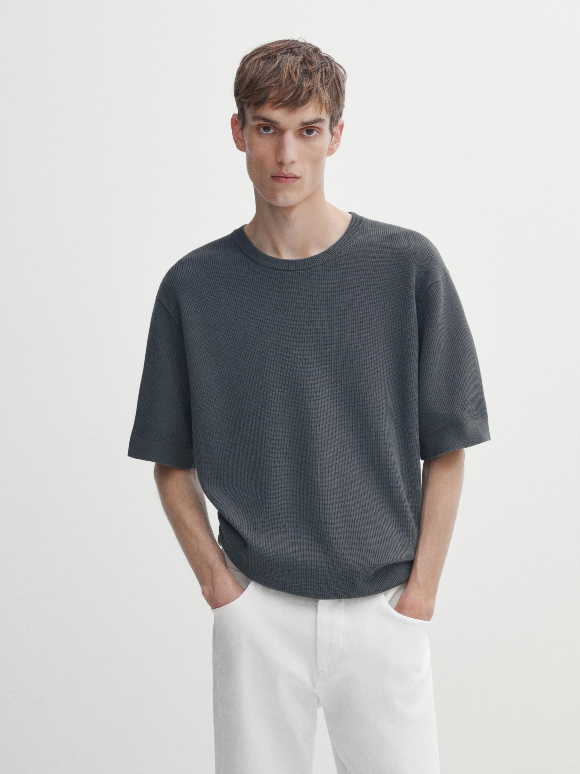 تيشيرت محاك قطن بأكمام قصيرة