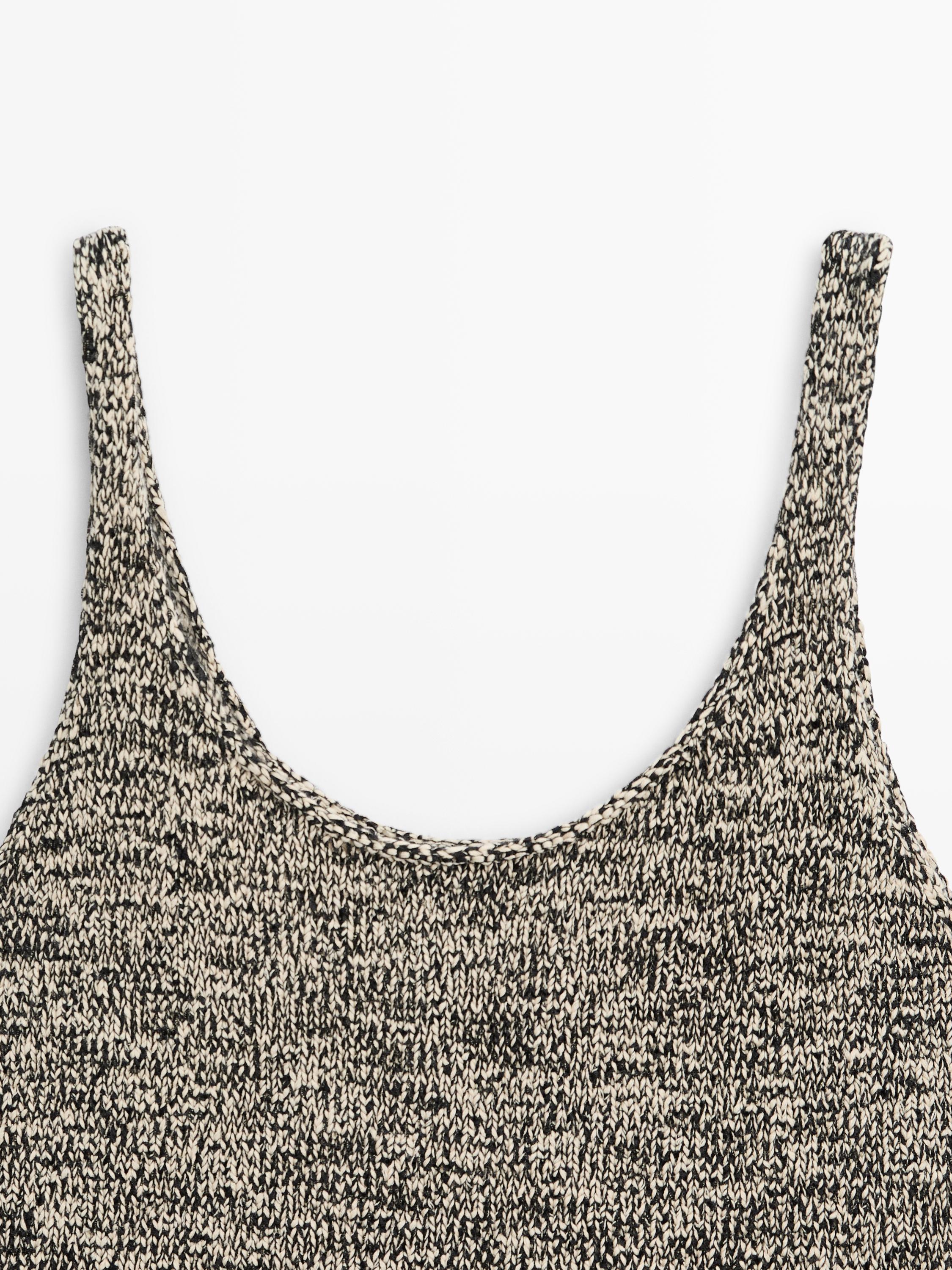 Total look knit top with fringing — BLACK