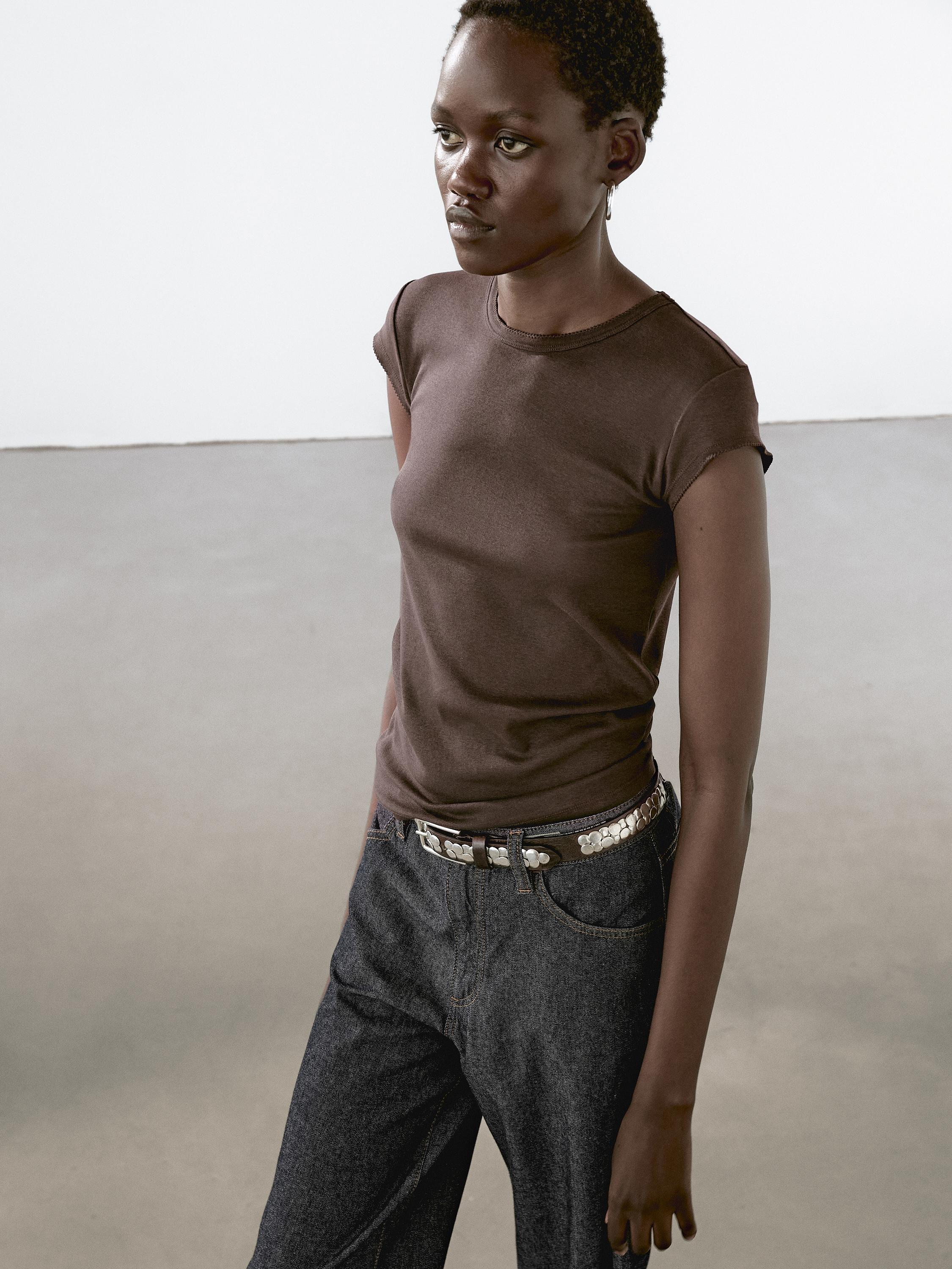 Short sleeve T-shirt with trim details