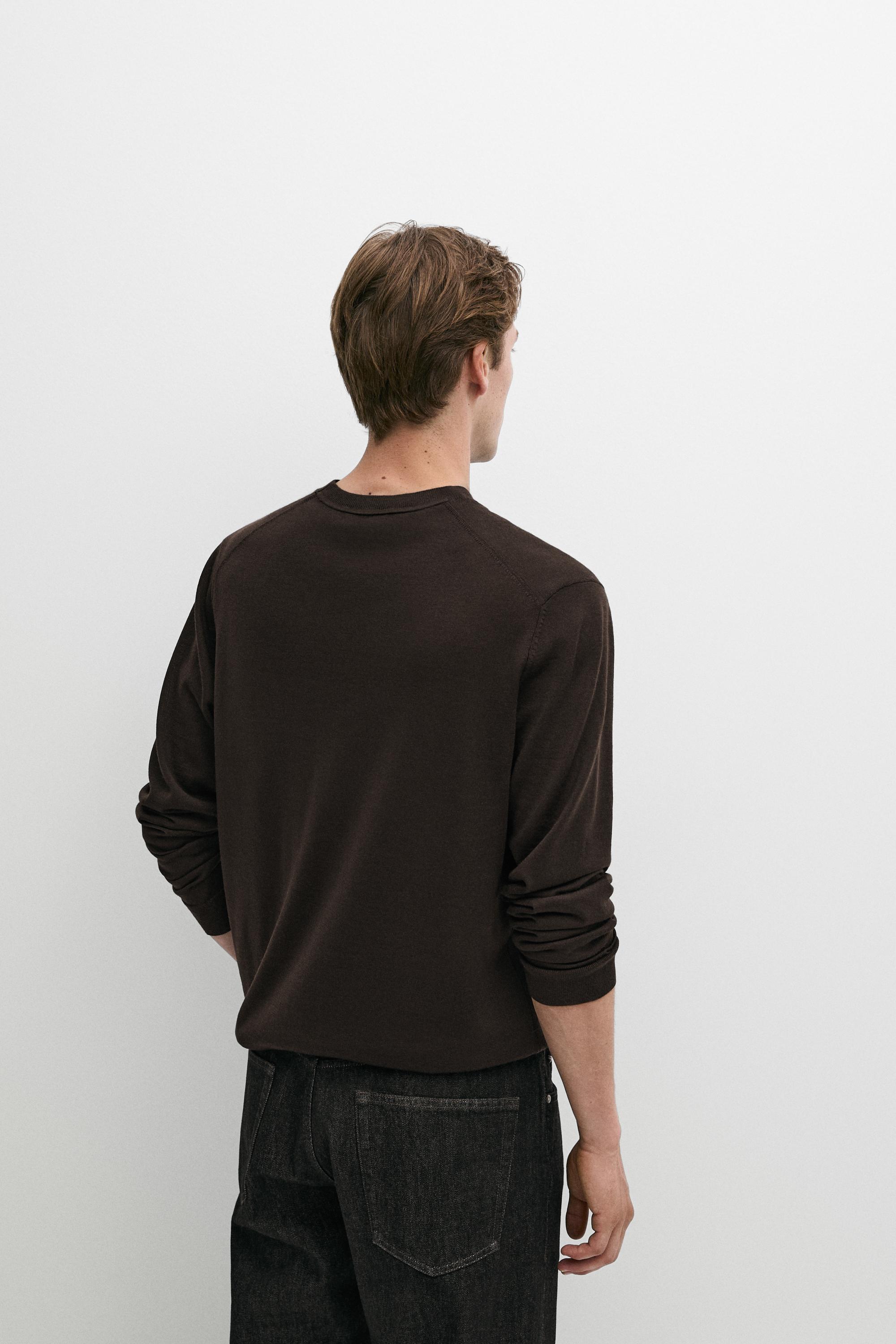 100% merino wool knit round neck sweater — BROWN