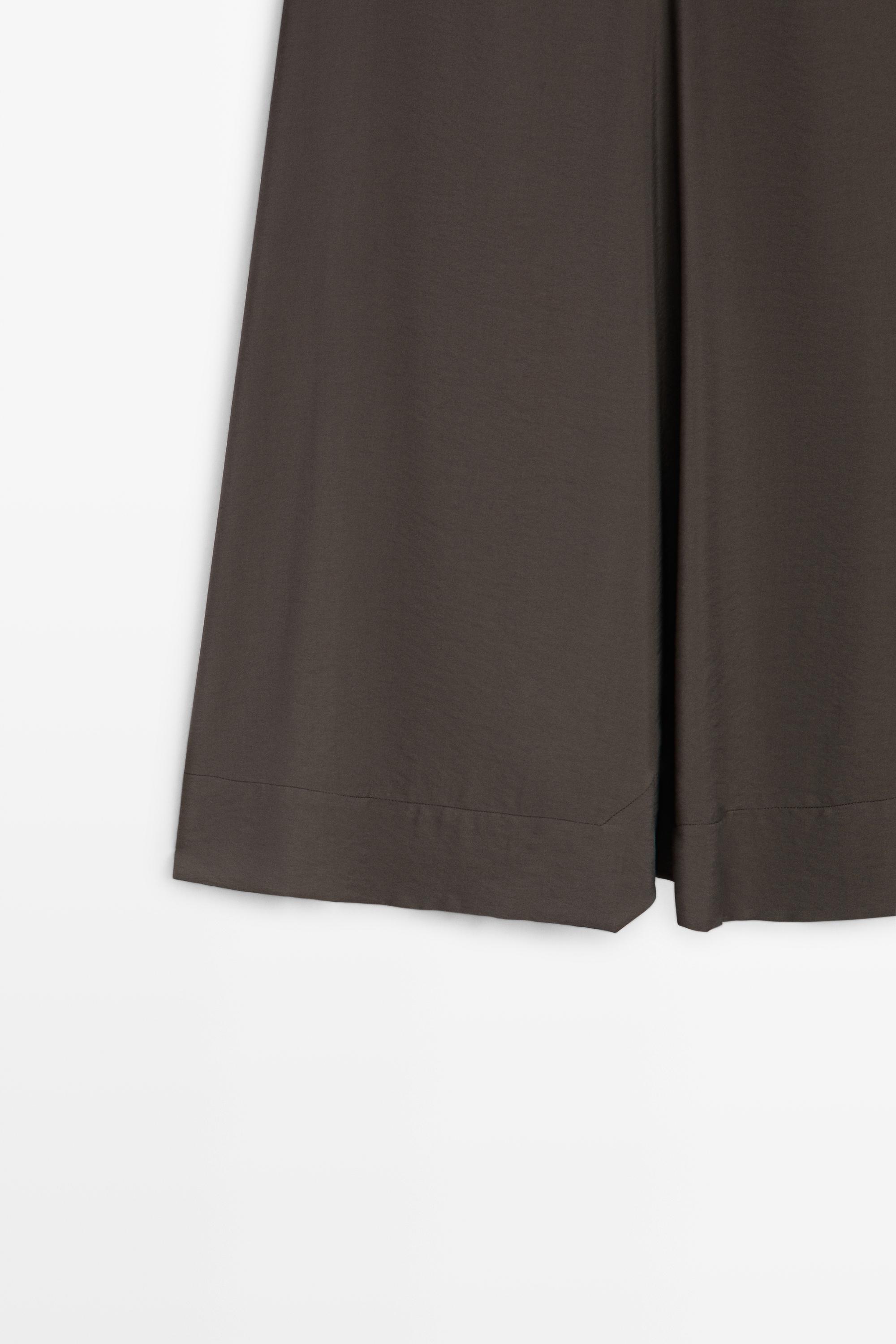Massimo Dutti Pile detaylı dökümlü midi etek görsel 2