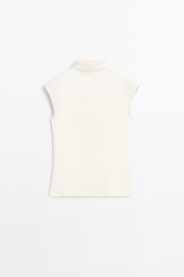 Stretch top with funnel neck — Off white 2