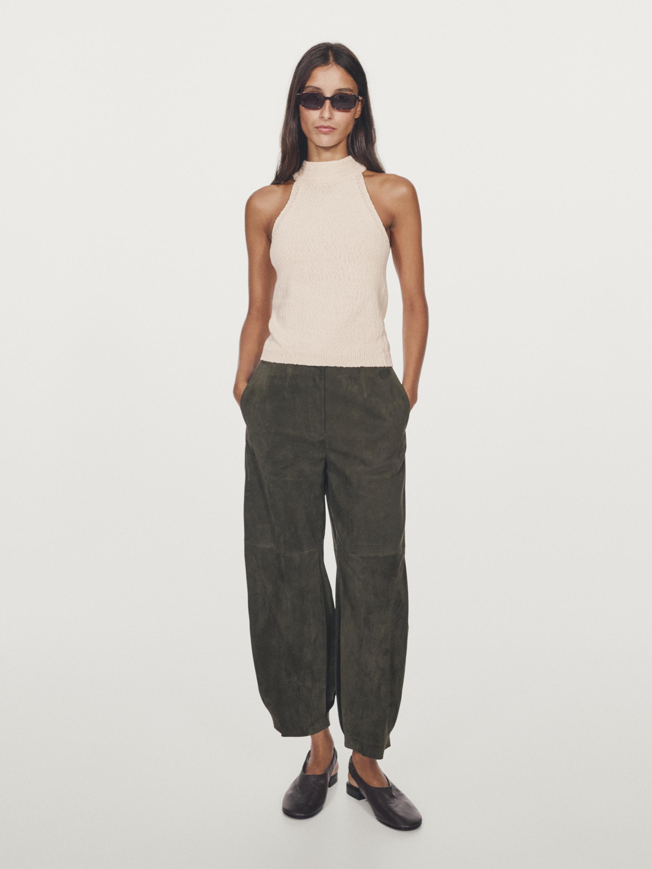 Top punto estructura cuello halter
