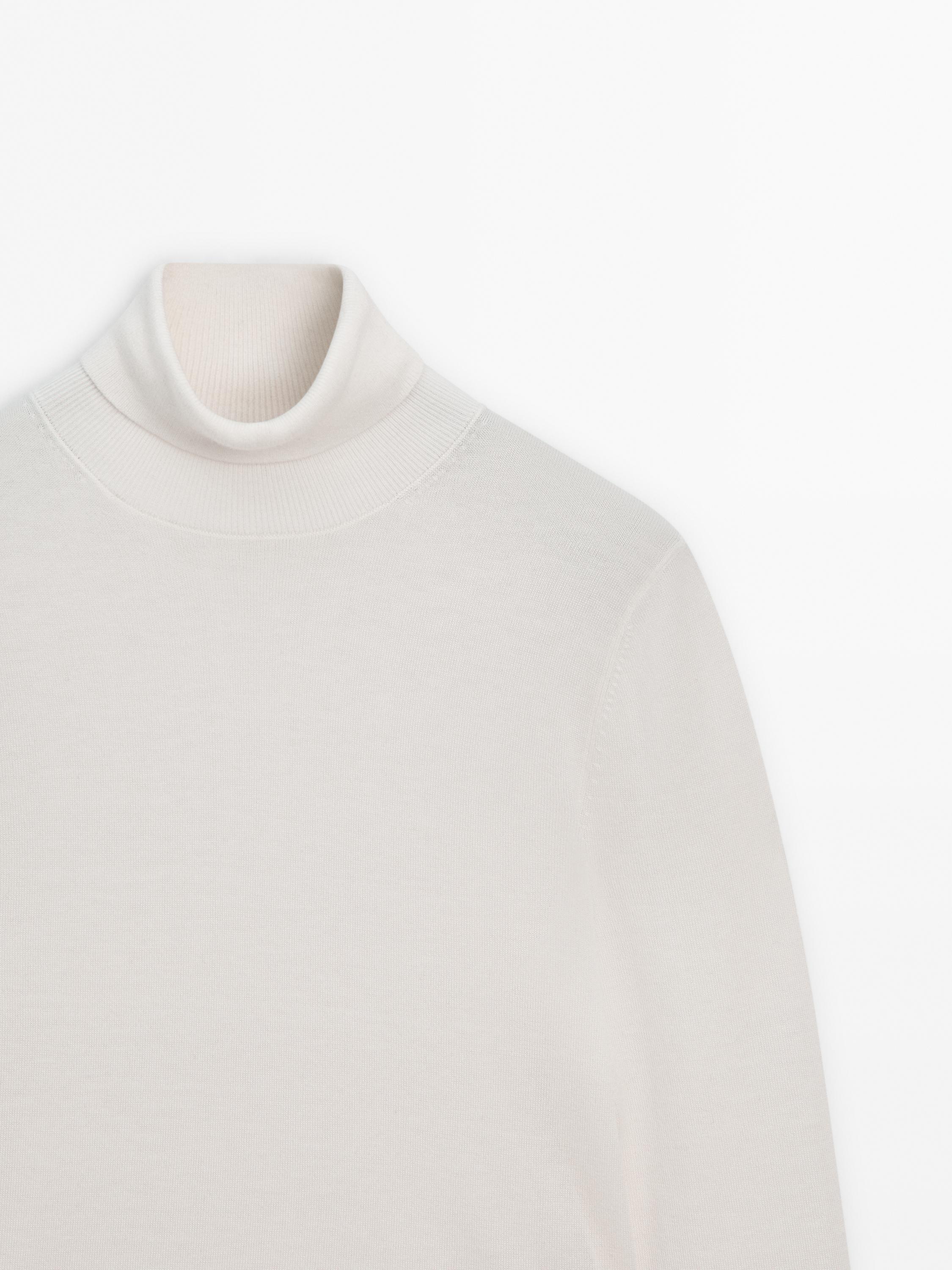 High neck knit jumper