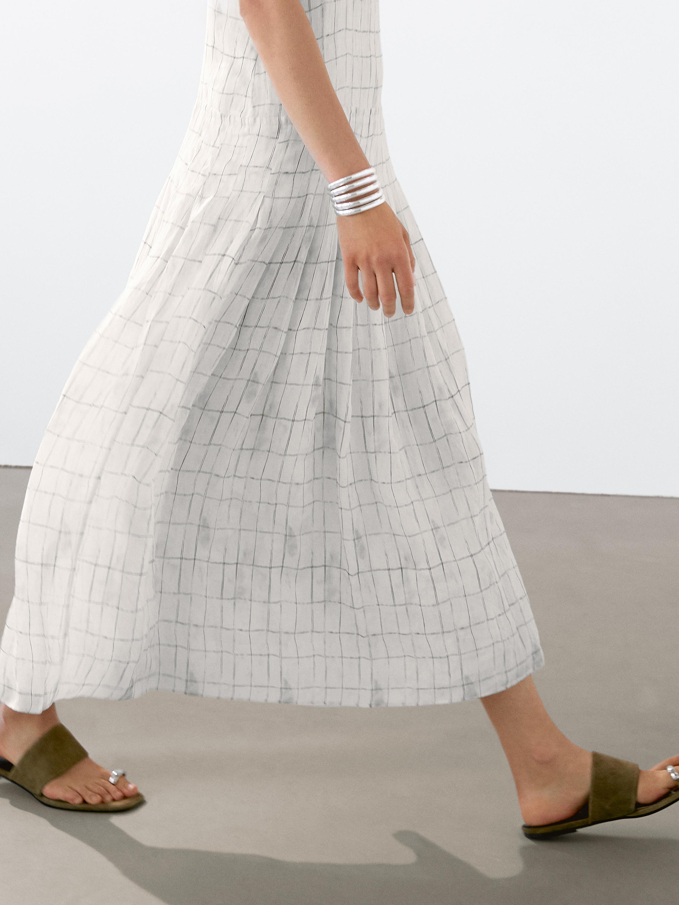 Vestido midi vuelo cuadros