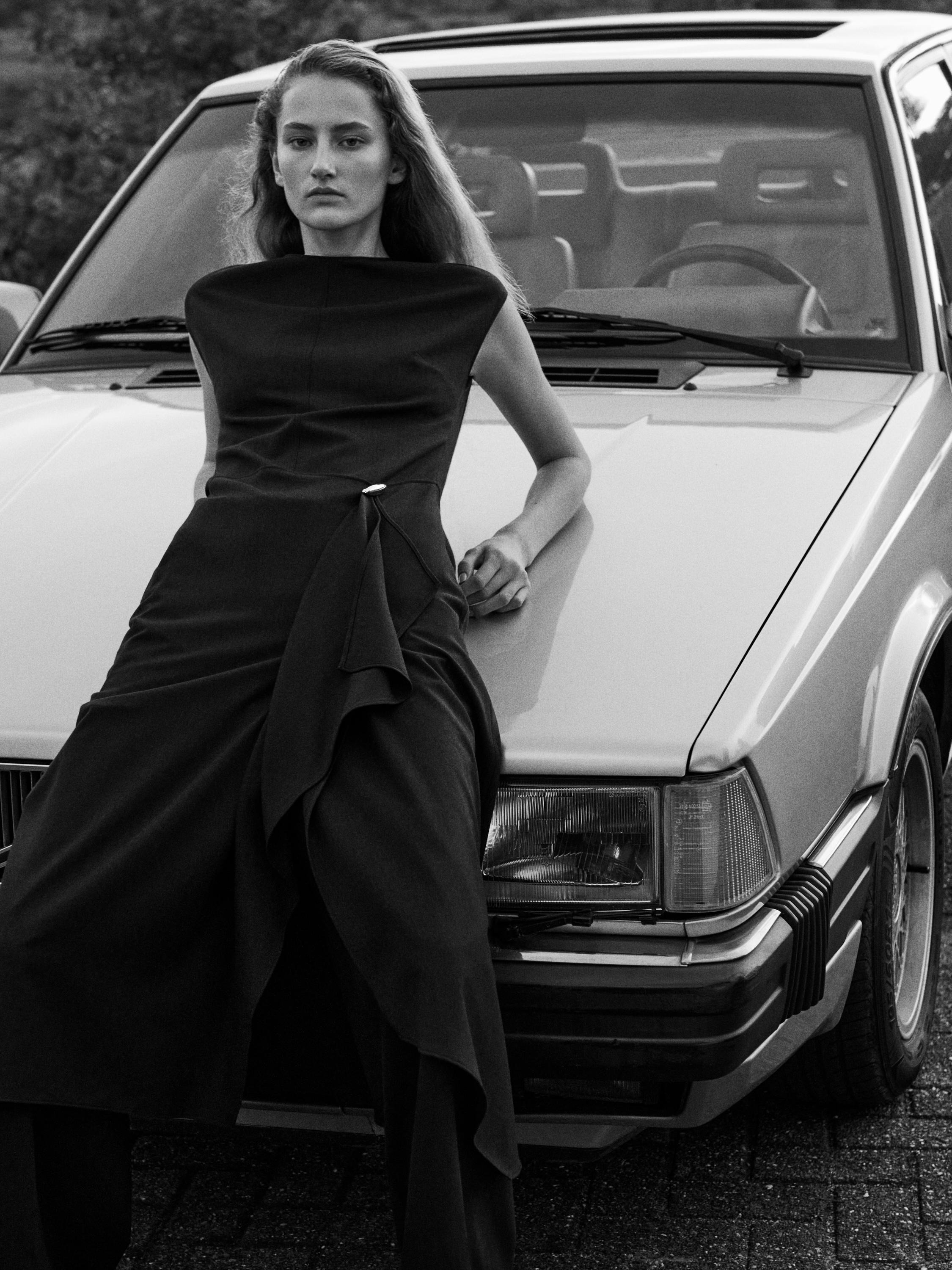 Midi dress with brooch detail