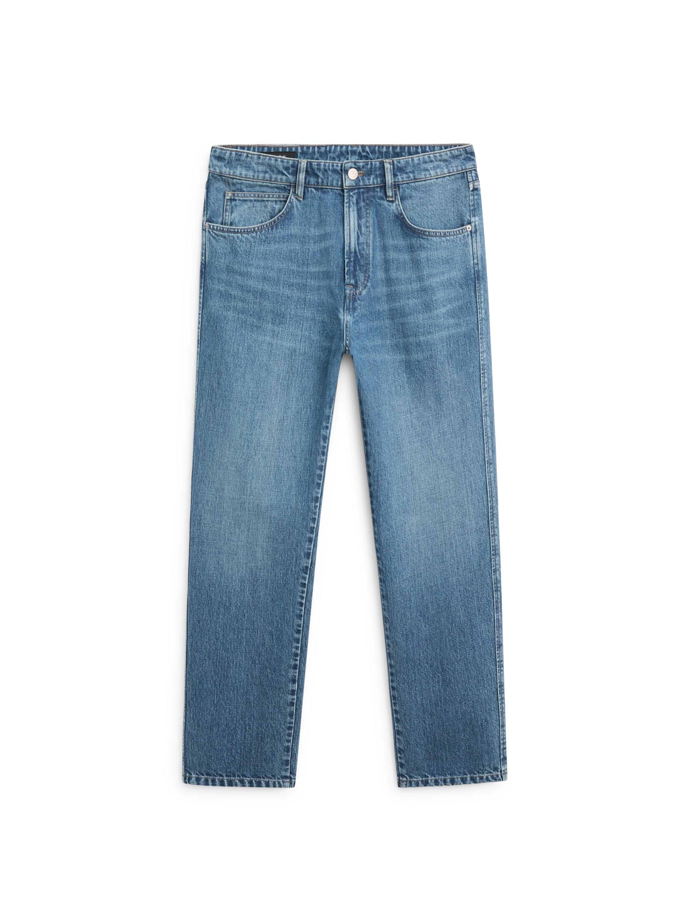 Tapered fit jeans — INDIGO