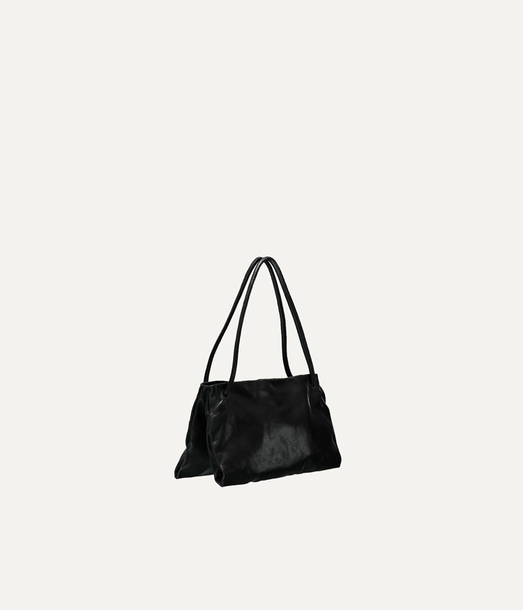 Small nappa leather bag with compartments