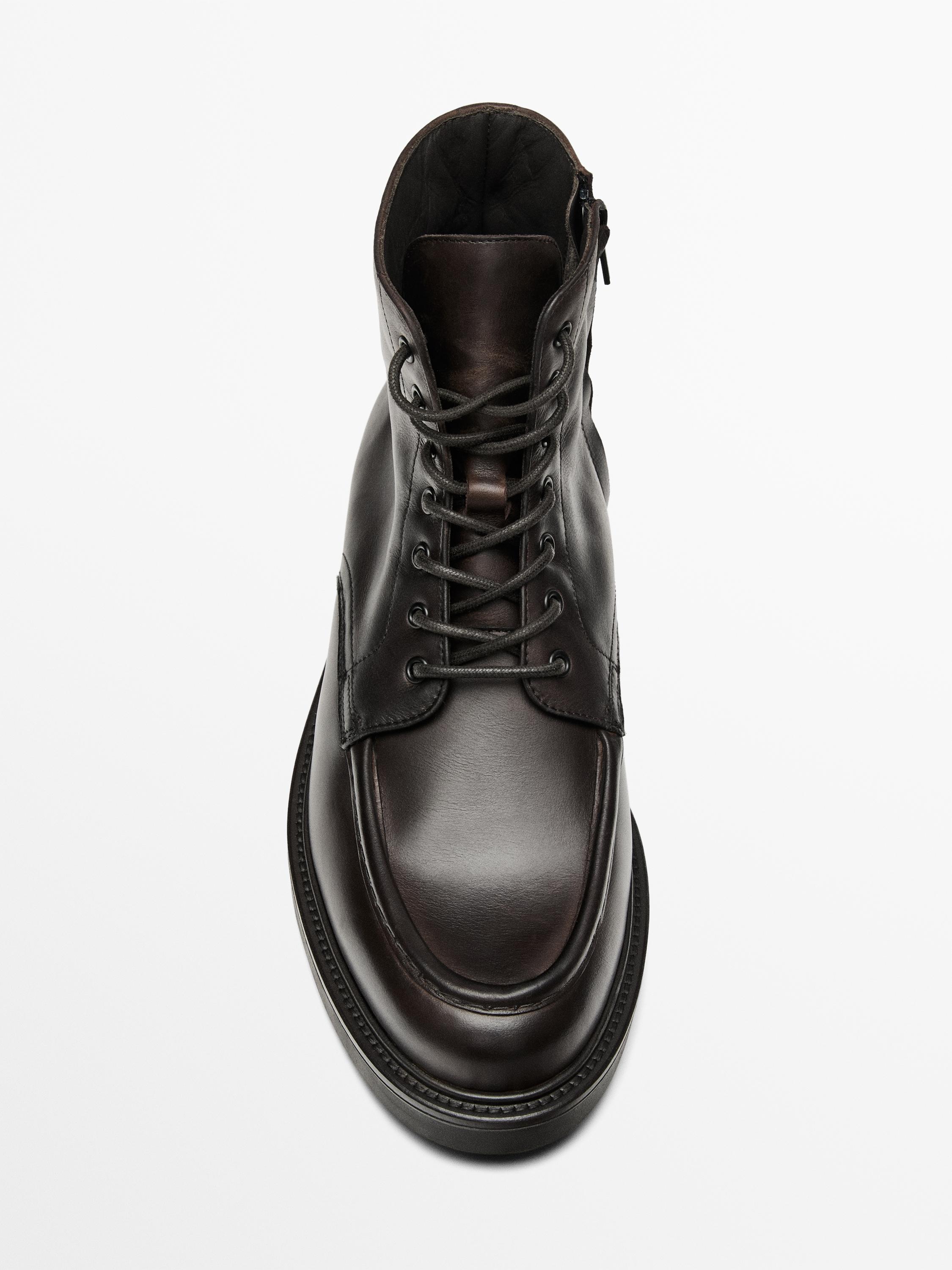 Støvletter i nappa med kantsøm