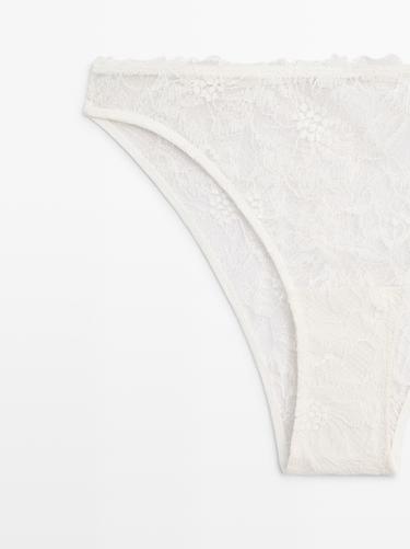 Scalloped lace briefs — CREAM 8