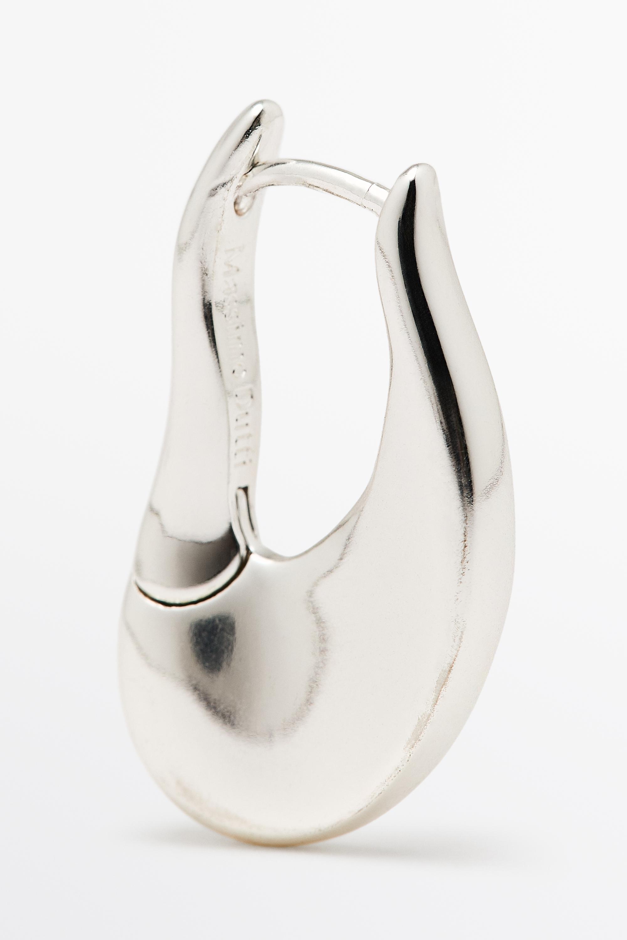 Fluid lines hoop earrings — SILVER