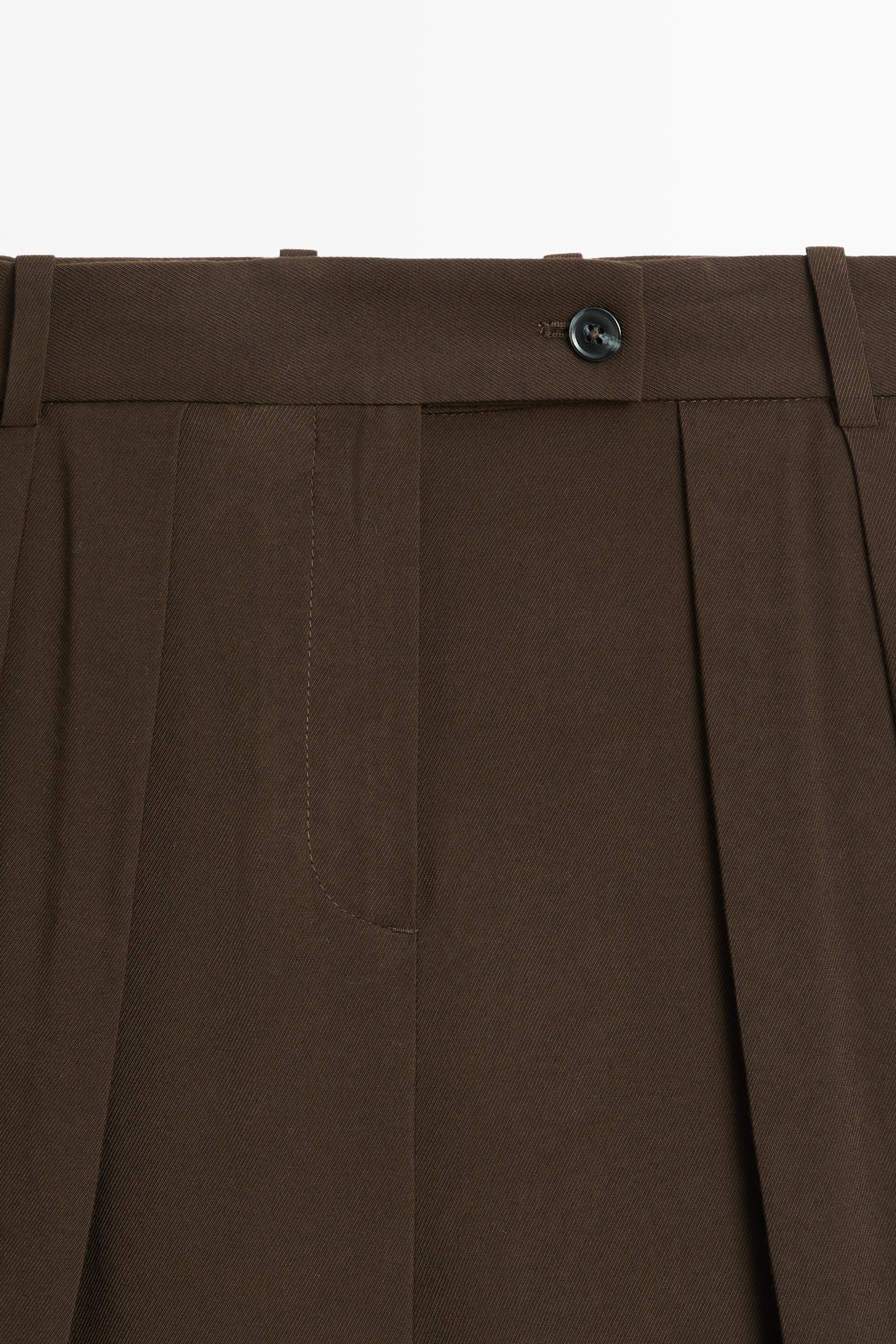 Wide-leg pants with pleats — Chocolate