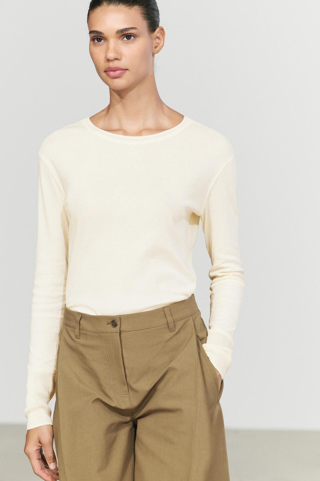 긴소매 커프스 디테일 티셔츠 · 바닐라, 오프 화이트, 레드, 블랙 · 서클 | Massimo Dutti