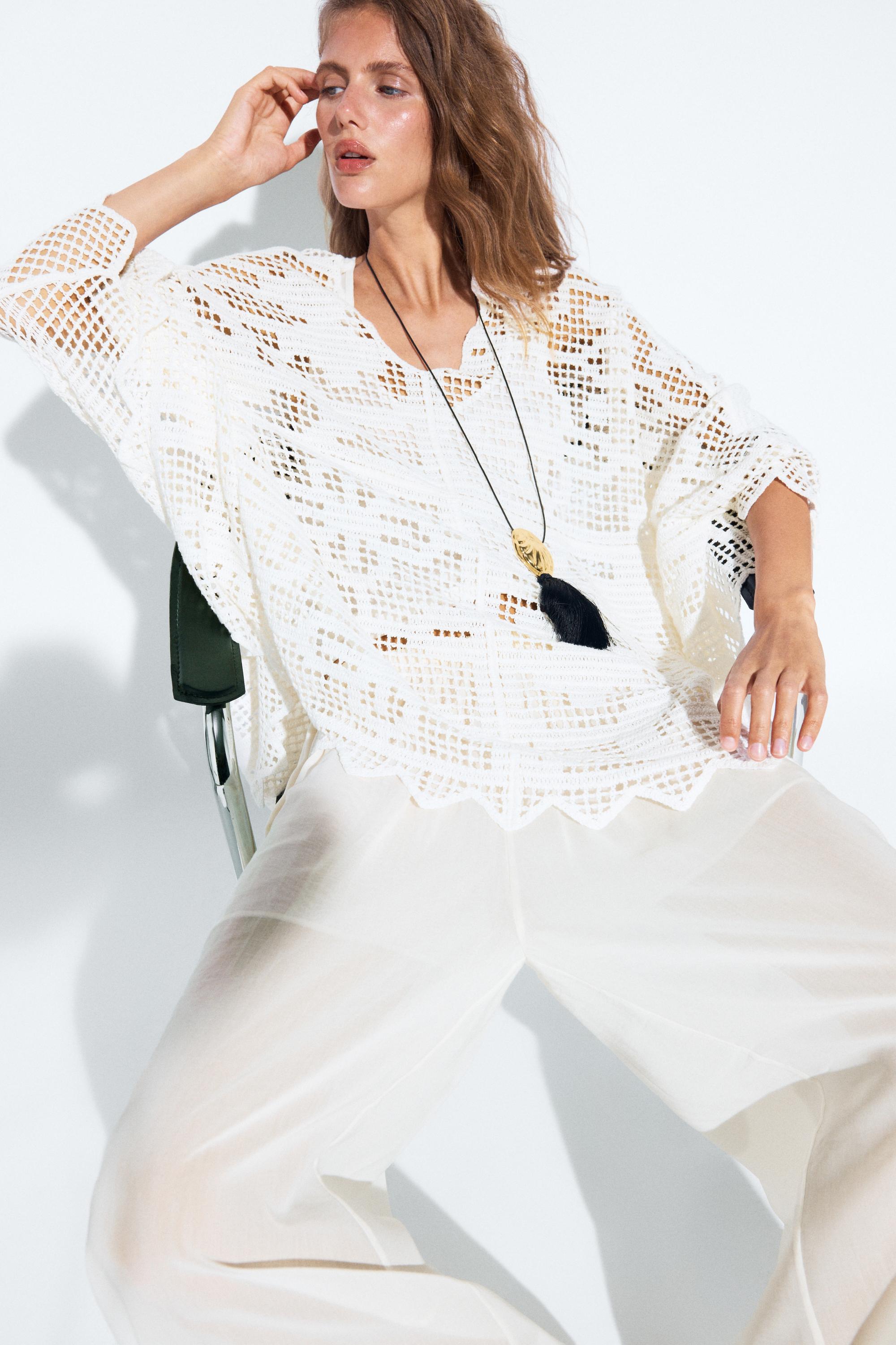 Crochet knit cape — WHITE
